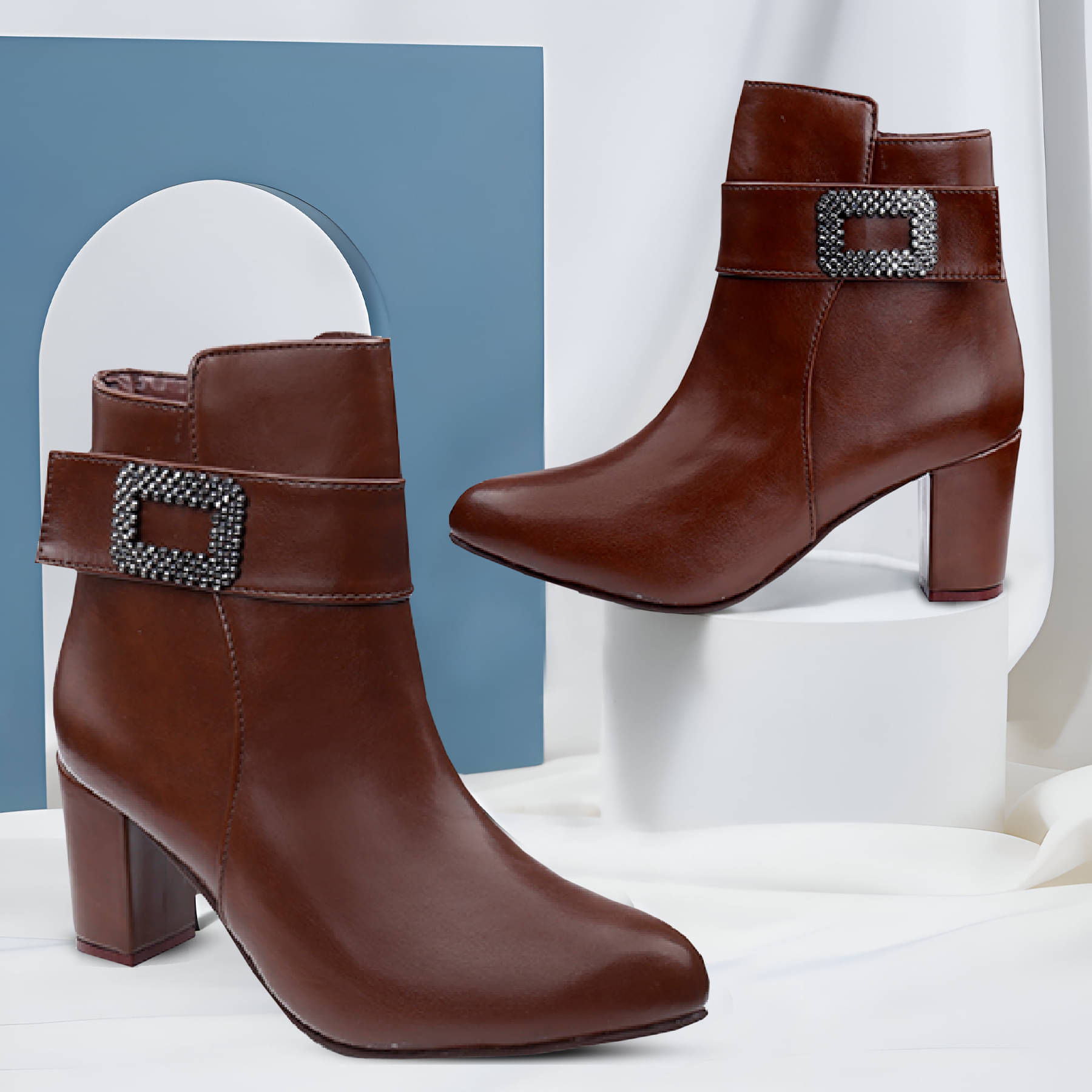     			YUVRATO BAXI Brown Women's Ankle Length Boots