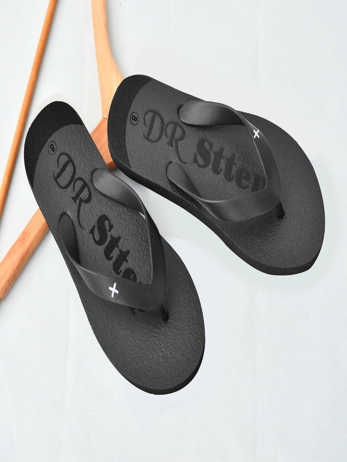     			DR Sttep Black Men's Daily Slipper