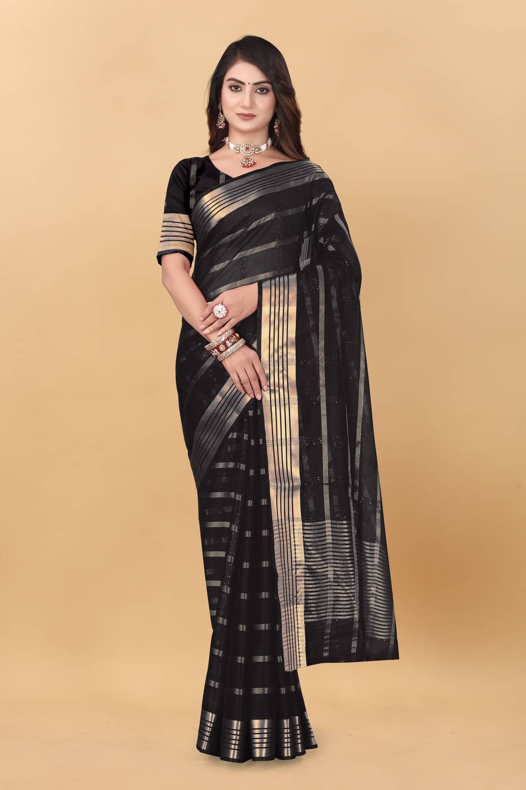     			GSAREEJII Organza Dyed Saree With Unstitched Blouse Piece ( Black )