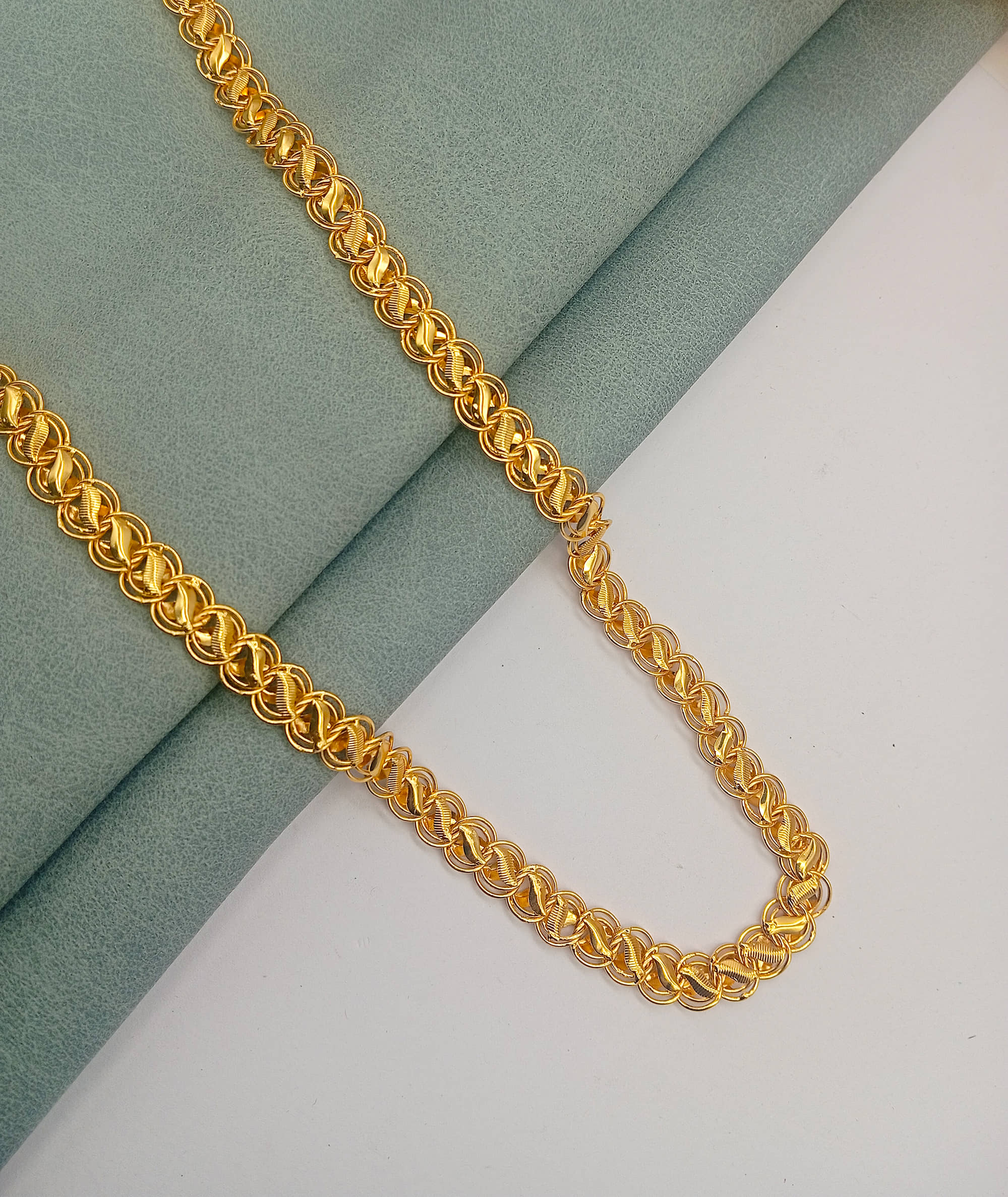 H M PRODUCT GOLD PLATED LIVES DESIGN NECKLACE CHAIN FOR MEN OR BOY