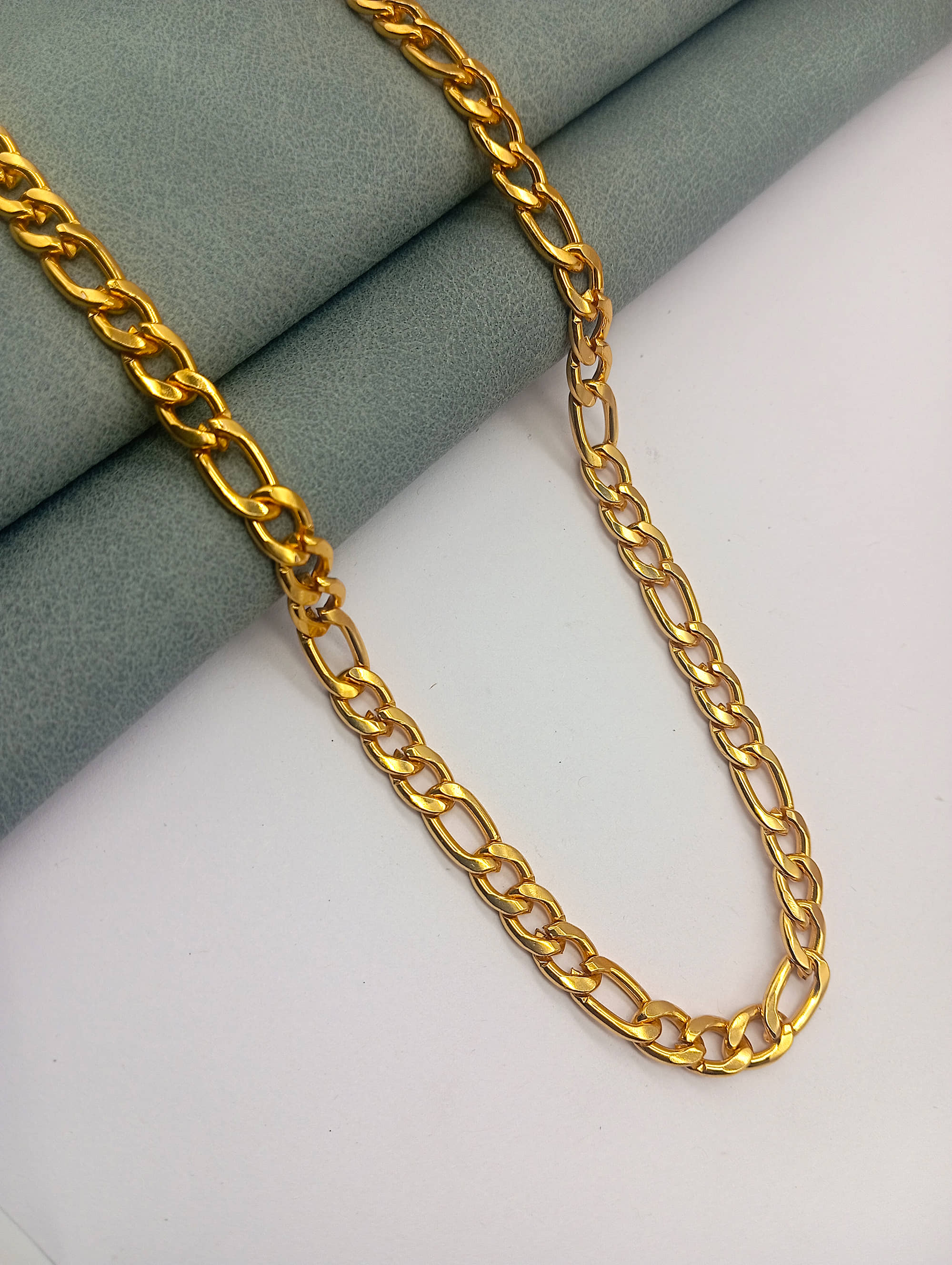 H M PRODUCT Gold Plated Chain ( Set of 1 )