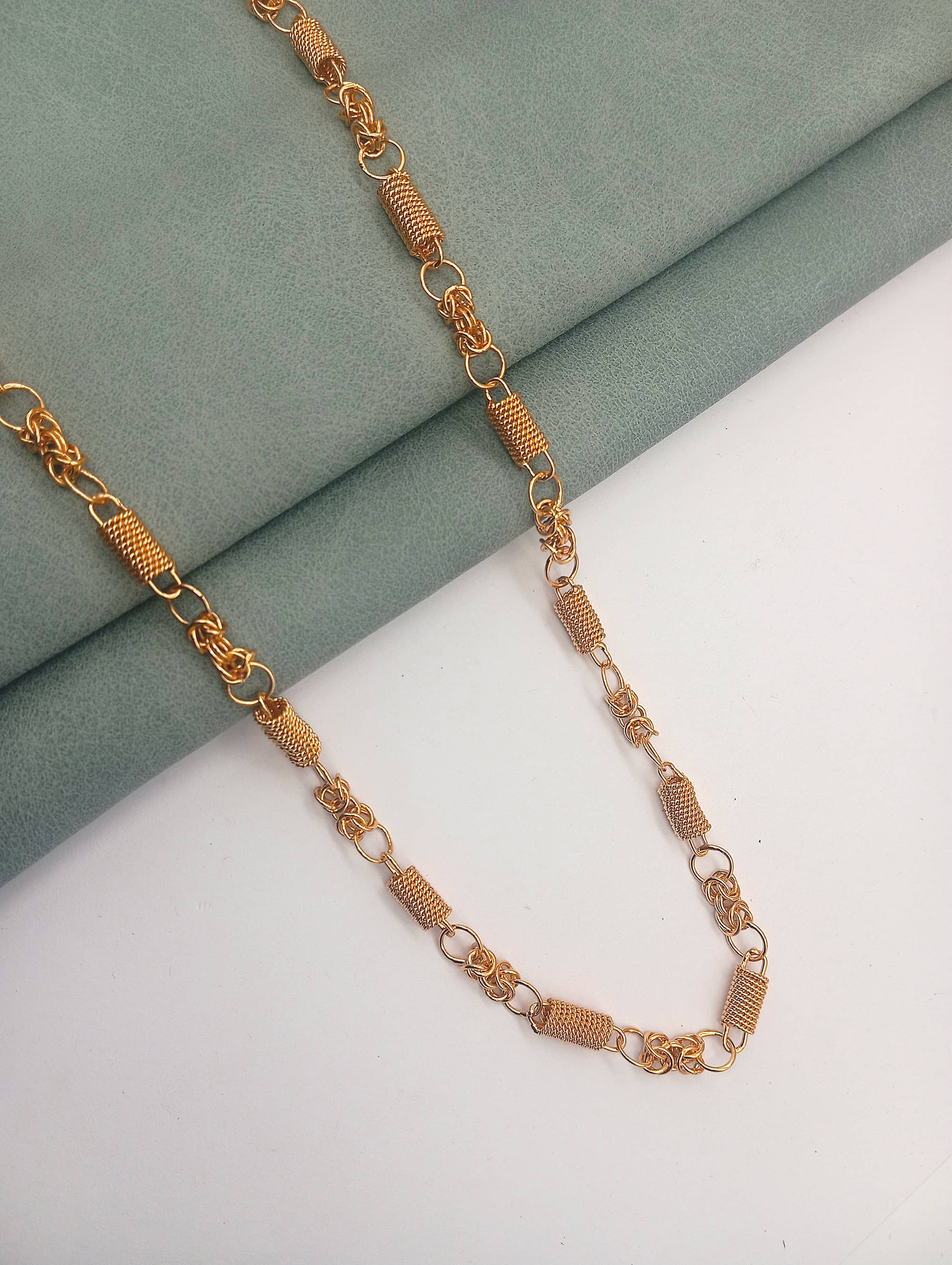 H M PRODUCT Gold Plated Chain ( Set of 1 )