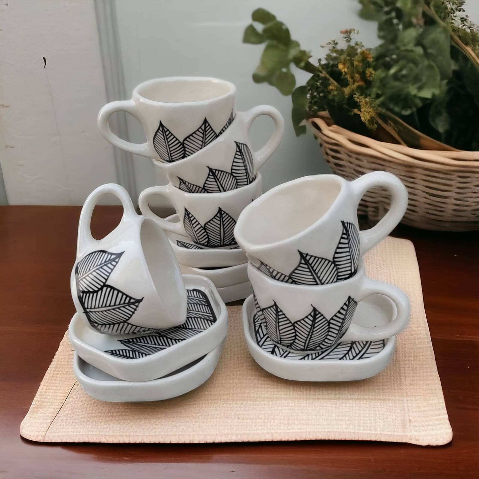     			Malaikah Blk Leaf Cup&Saucer Pk 6 Printed Ceramic Tea Set 250 ml ( Pack of 6 )