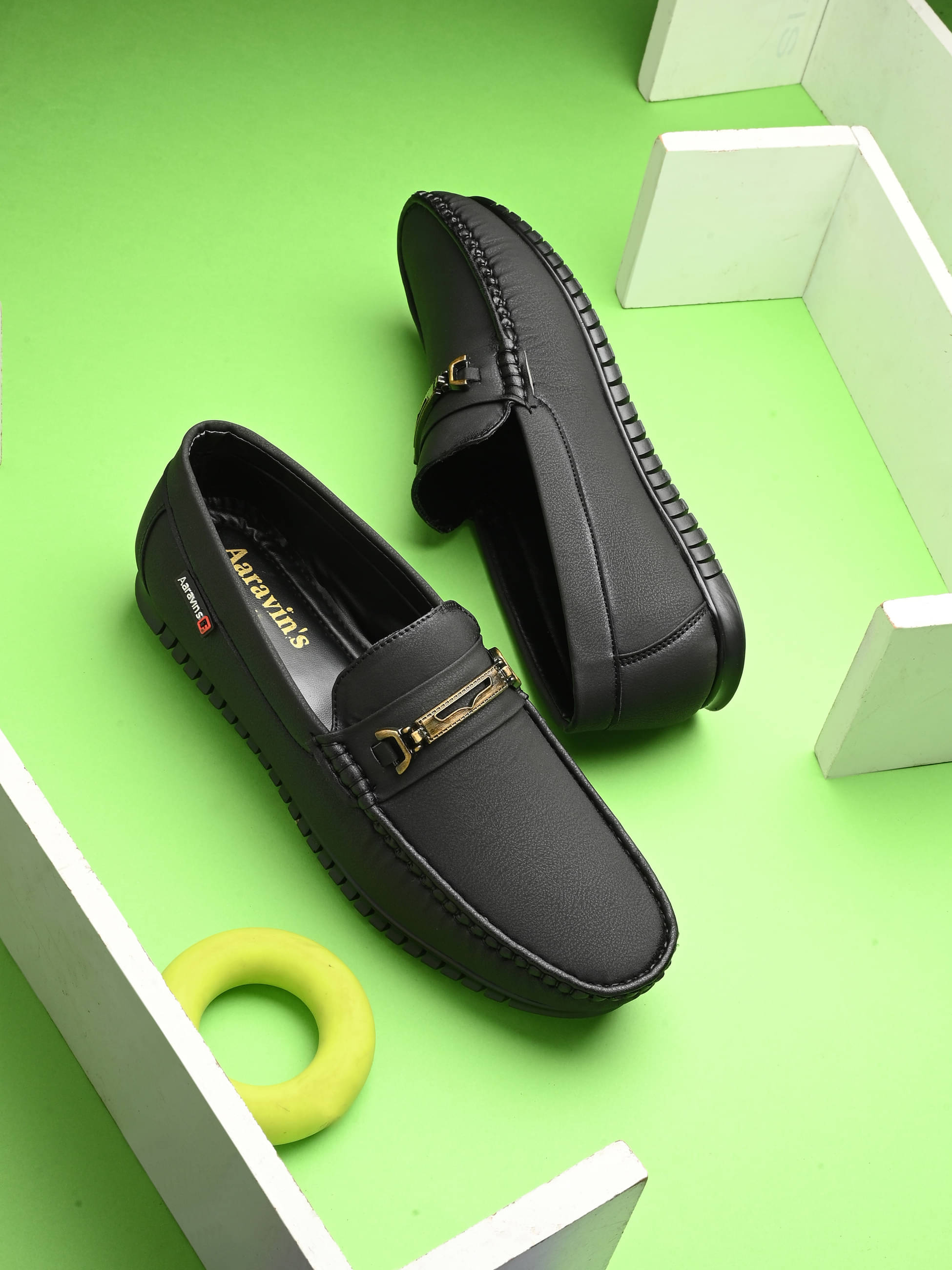     			Aaravin's Black Men's Horsebit
