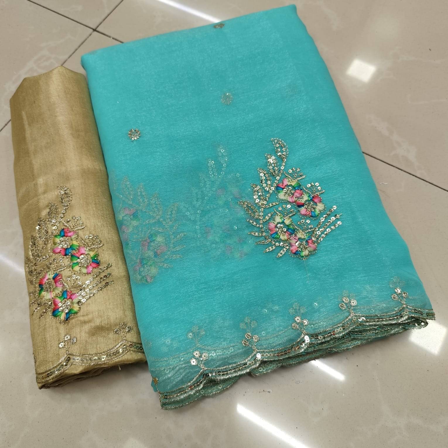     			Avenue Creation Chiffon Embroidered Leheriya Saree With Unstitched Blouse Piece ( Teal )