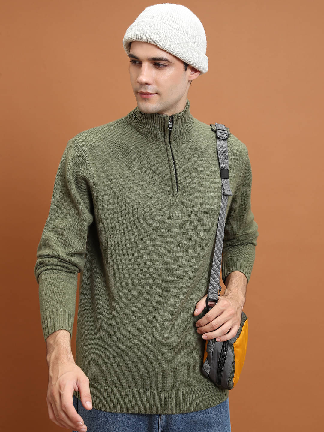 Highlander Acrylic High Neck Men's Full Sleeves Pullover Sweater - Green ( Pack of 1 )     			Highlander Acrylic High Neck Men's Full Sleeves Pullover Sweater - Green ( Pack of 1 )