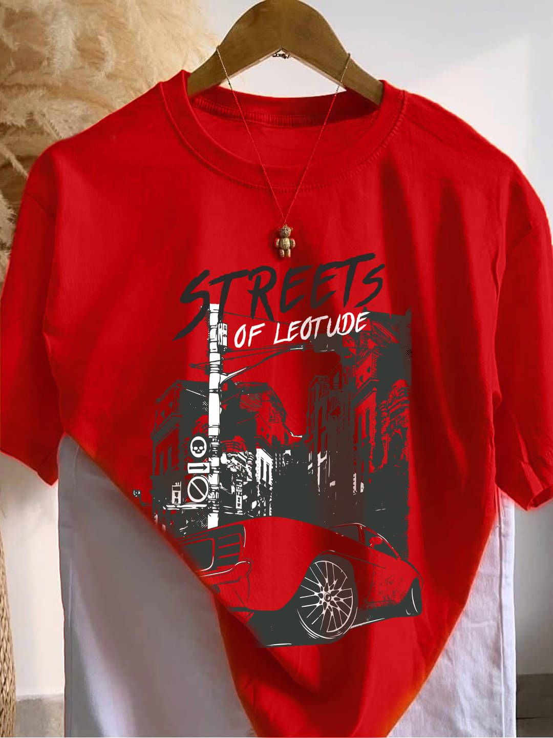 Leotude Men Cotton Blend Oversized Fit Printed T-Shirt ( Red )     			Leotude Men Cotton Blend Oversized Fit Printed T-Shirt ( Red )