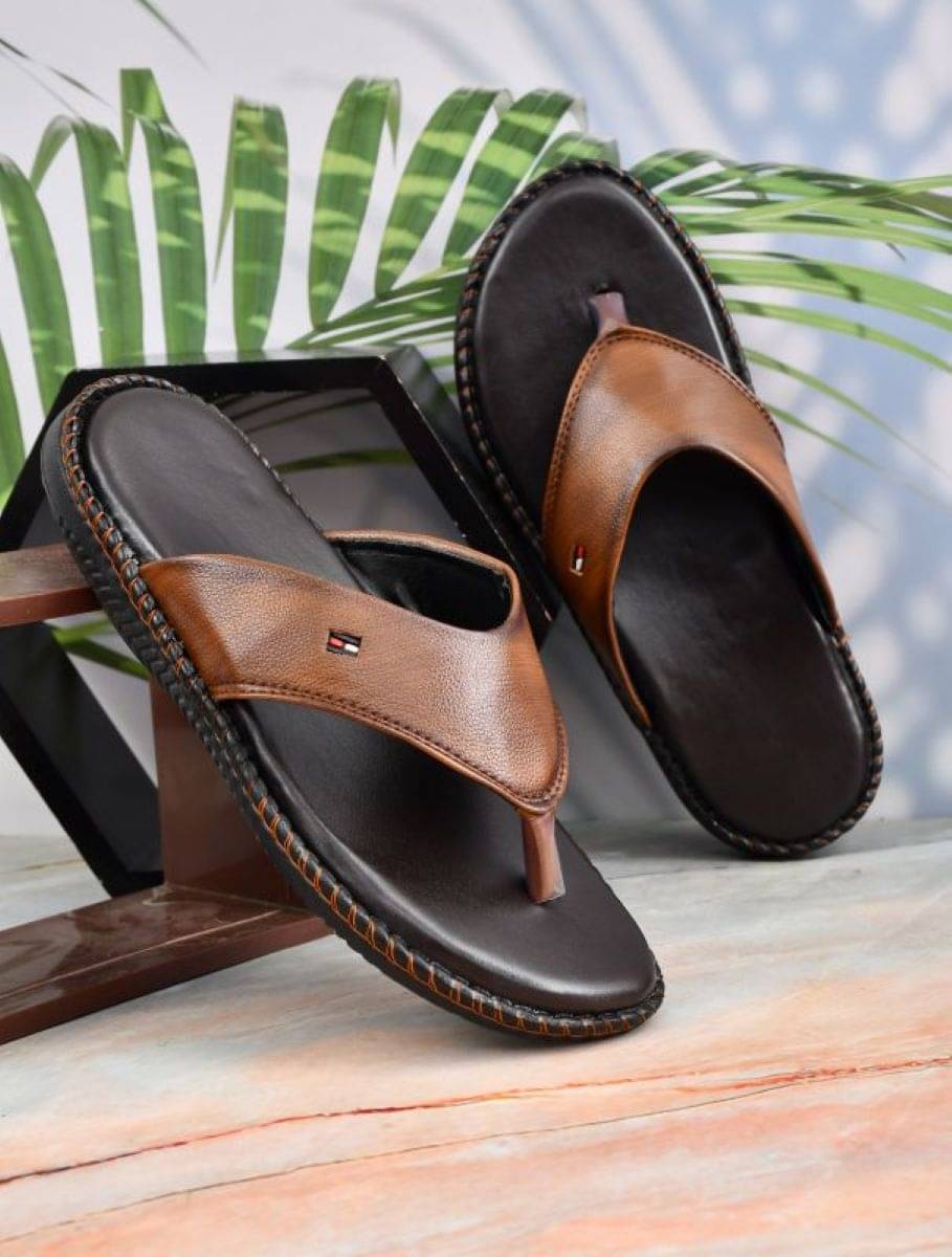     			Roamra Tan Men's Daily Slipper