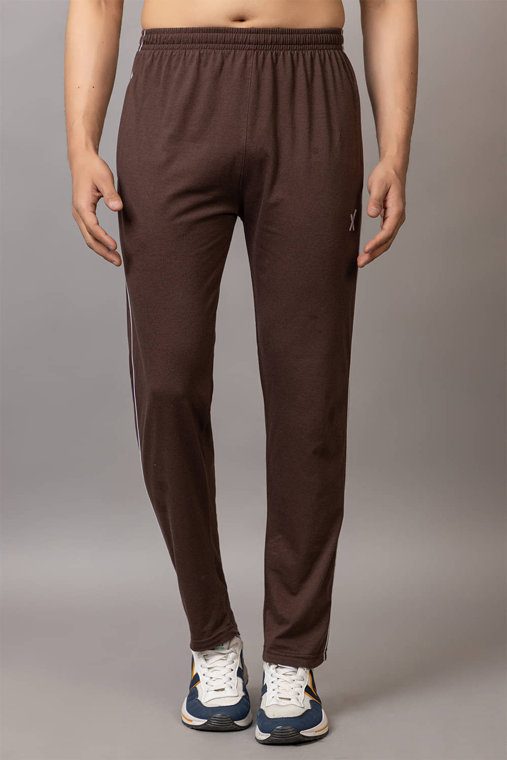 AXYS Brown Cotton Blend Men's Trackpants ( Pack of 1 ) AXYS Brown Cotton Blend Men's Trackpants ( Pack of 1 )