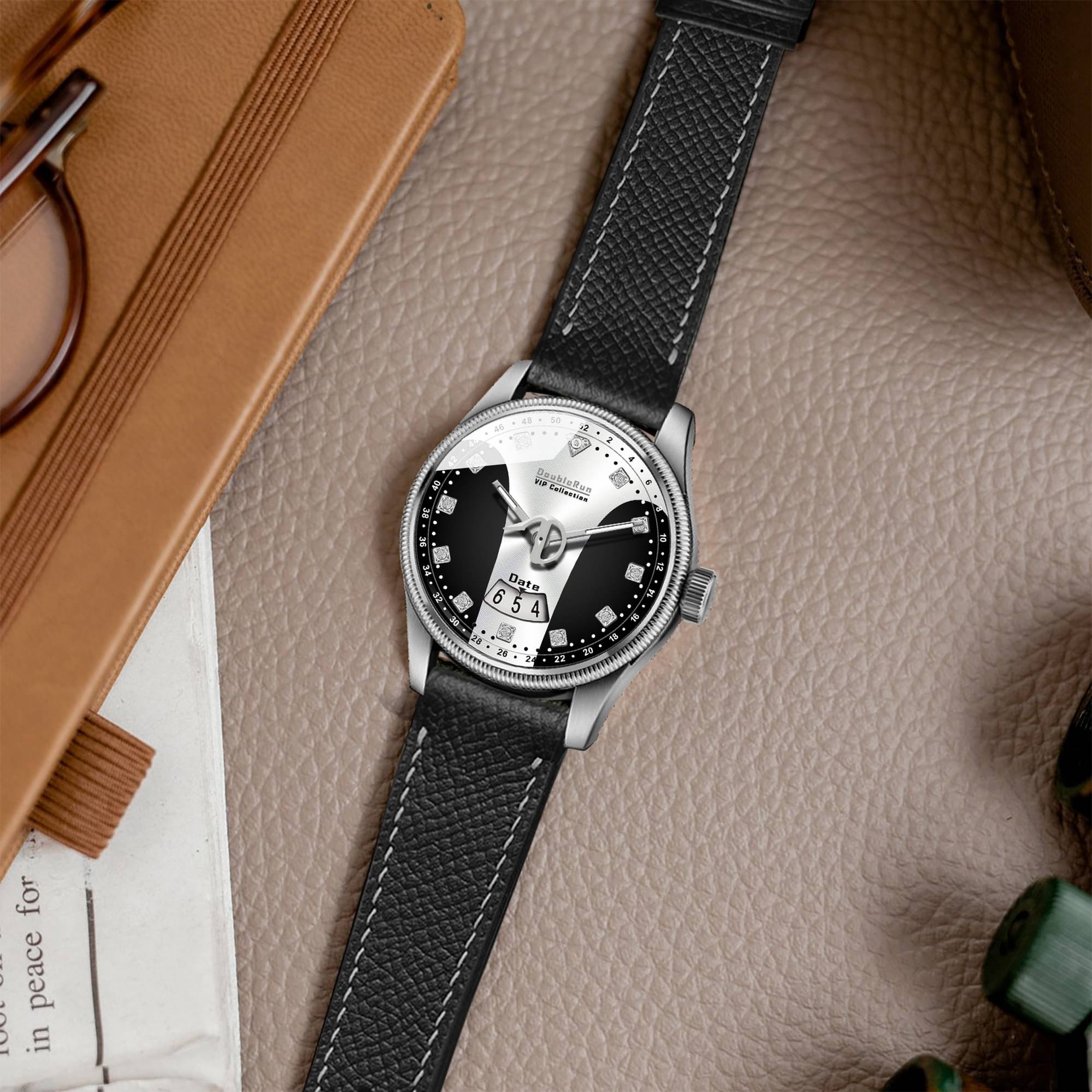     			DoubleRun Black Leather Analog Men's Watch