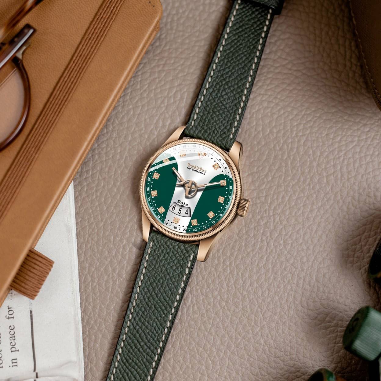    			DoubleRun Green Leather Analog Men's Watch