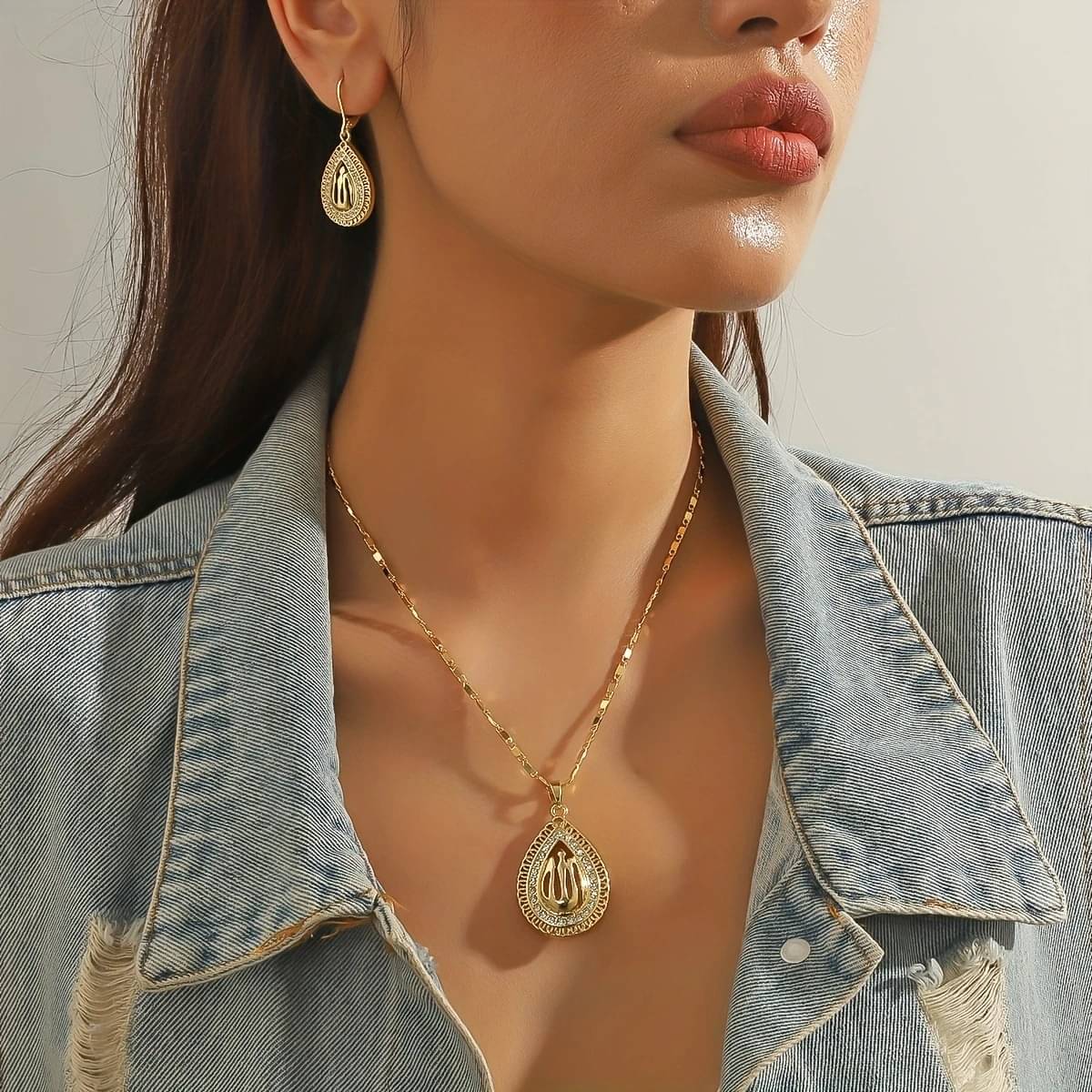 GlowNest Yellow Pendant set ( Pack of 1 ) GlowNest Yellow Pendant set ( Pack of 1 )