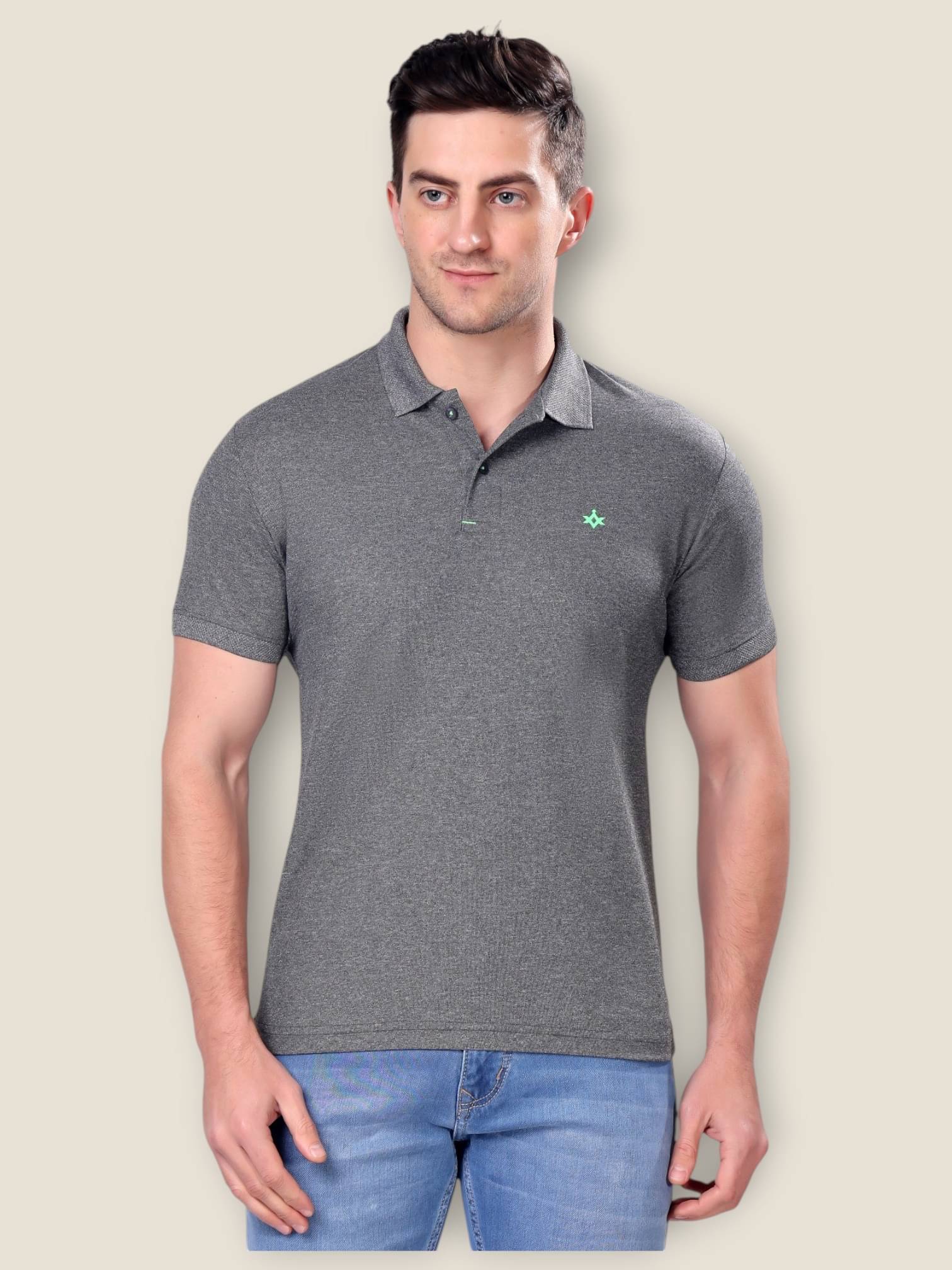 NEUVIN Men Polyester Slim Fit Solid Polo T Shirt ( Black ) NEUVIN Men Polyester Slim Fit Solid Polo T Shirt ( Black )