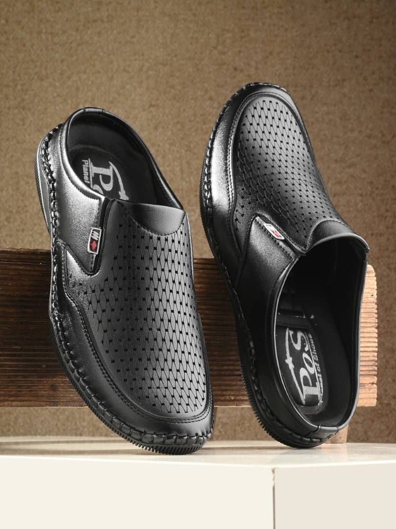     			Planet of shoe - Black Men's Sandals