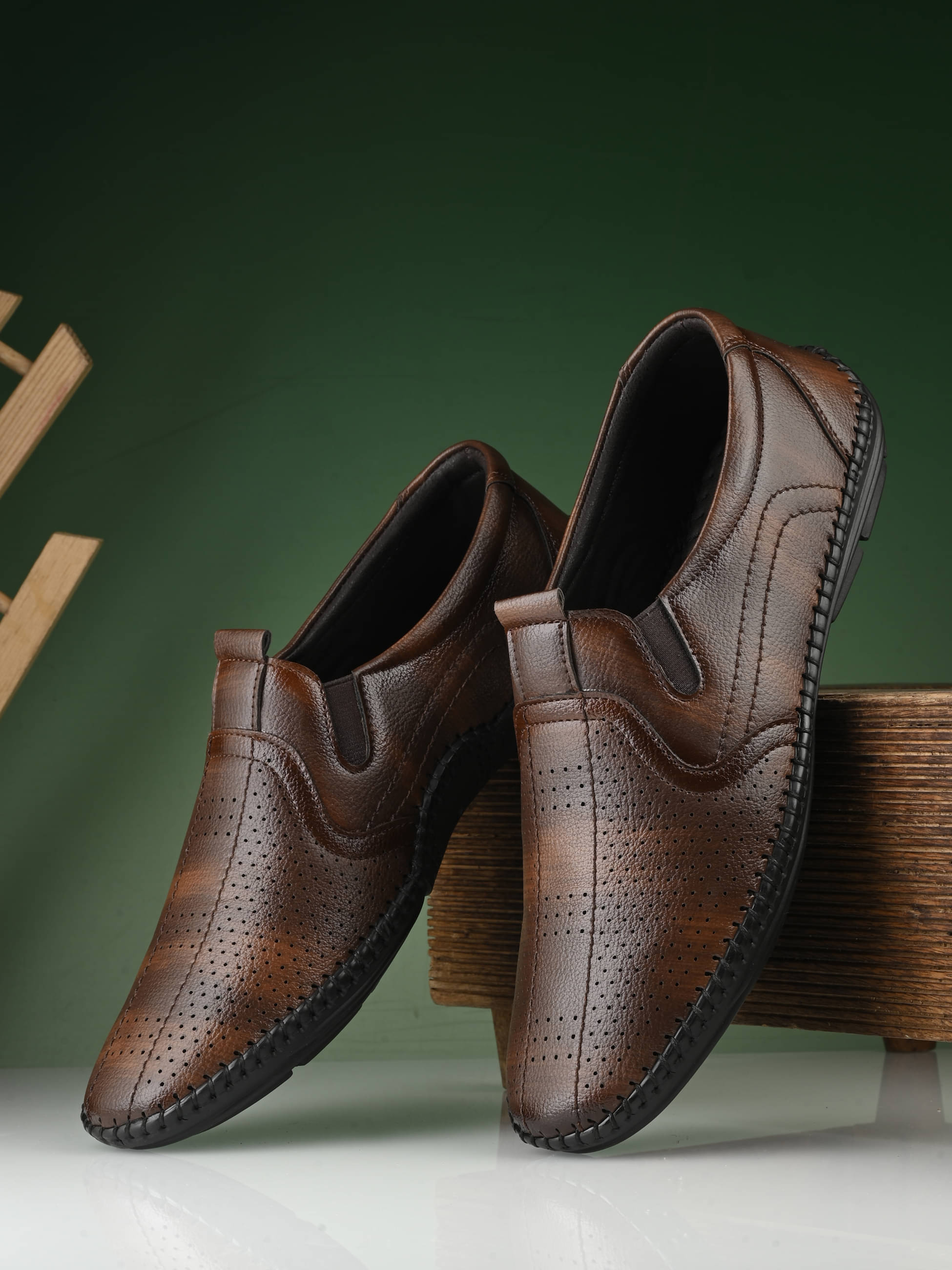     			Planet of shoe - Brown Men's Sandals