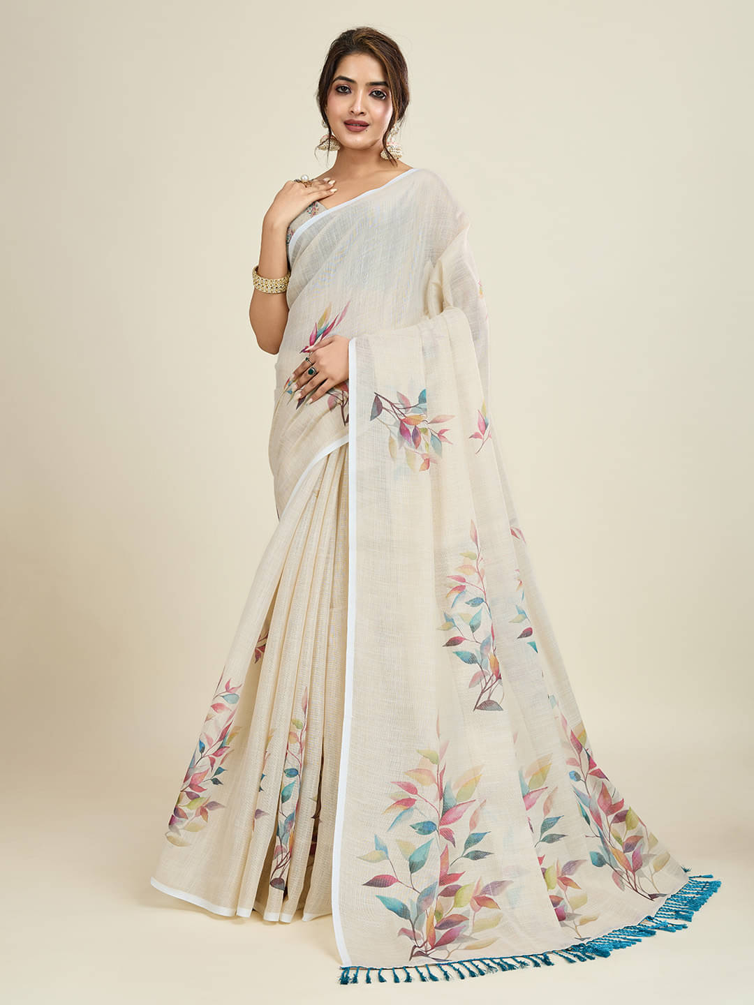 SHANVIKA Cotton Blend Printed Saree With Unstitched Blouse Piece ( Beige ) SHANVIKA Cotton Blend Printed Saree With Unstitched Blouse Piece ( Beige )