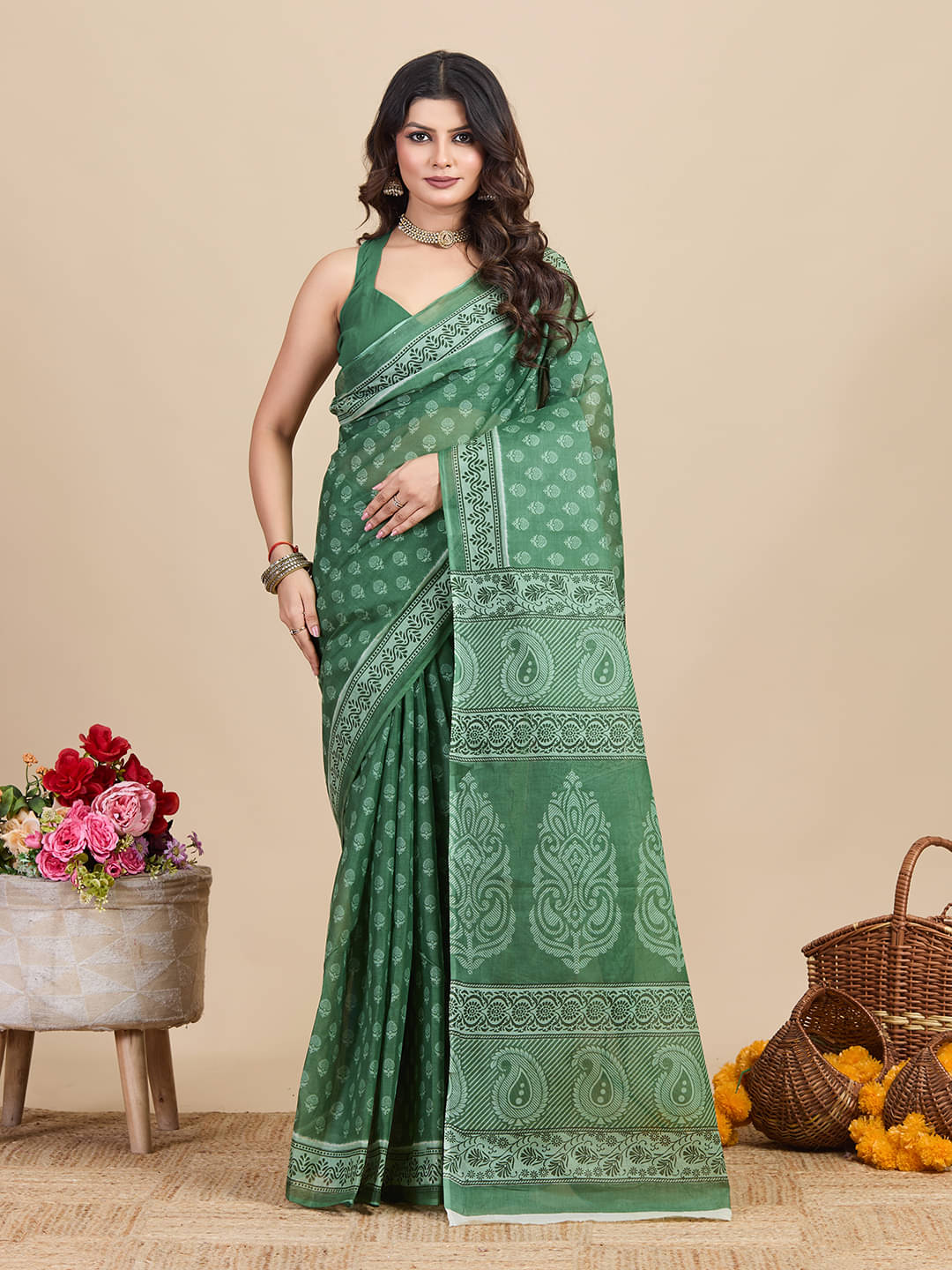 SHANVIKA Cotton Printed Saree Without Blouse Piece ( Green ) SHANVIKA Cotton Printed Saree Without Blouse Piece ( Green )