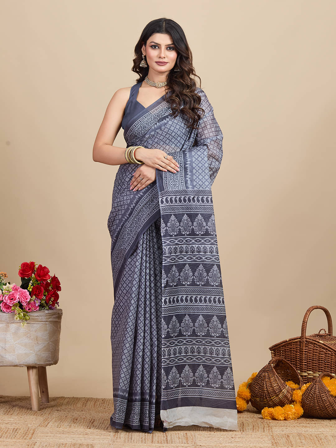    			SHANVIKA Cotton Printed Saree Without Blouse Piece ( Grey )