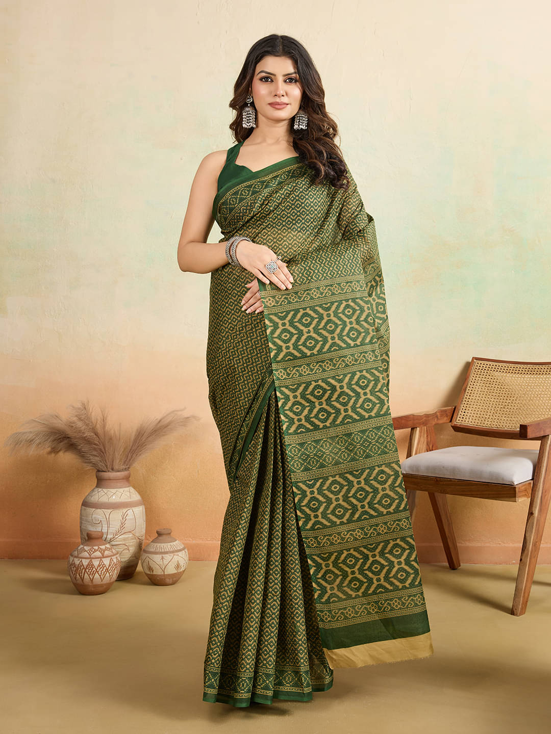     			SHANVIKA Cotton Printed Saree Without Blouse Piece ( Green )