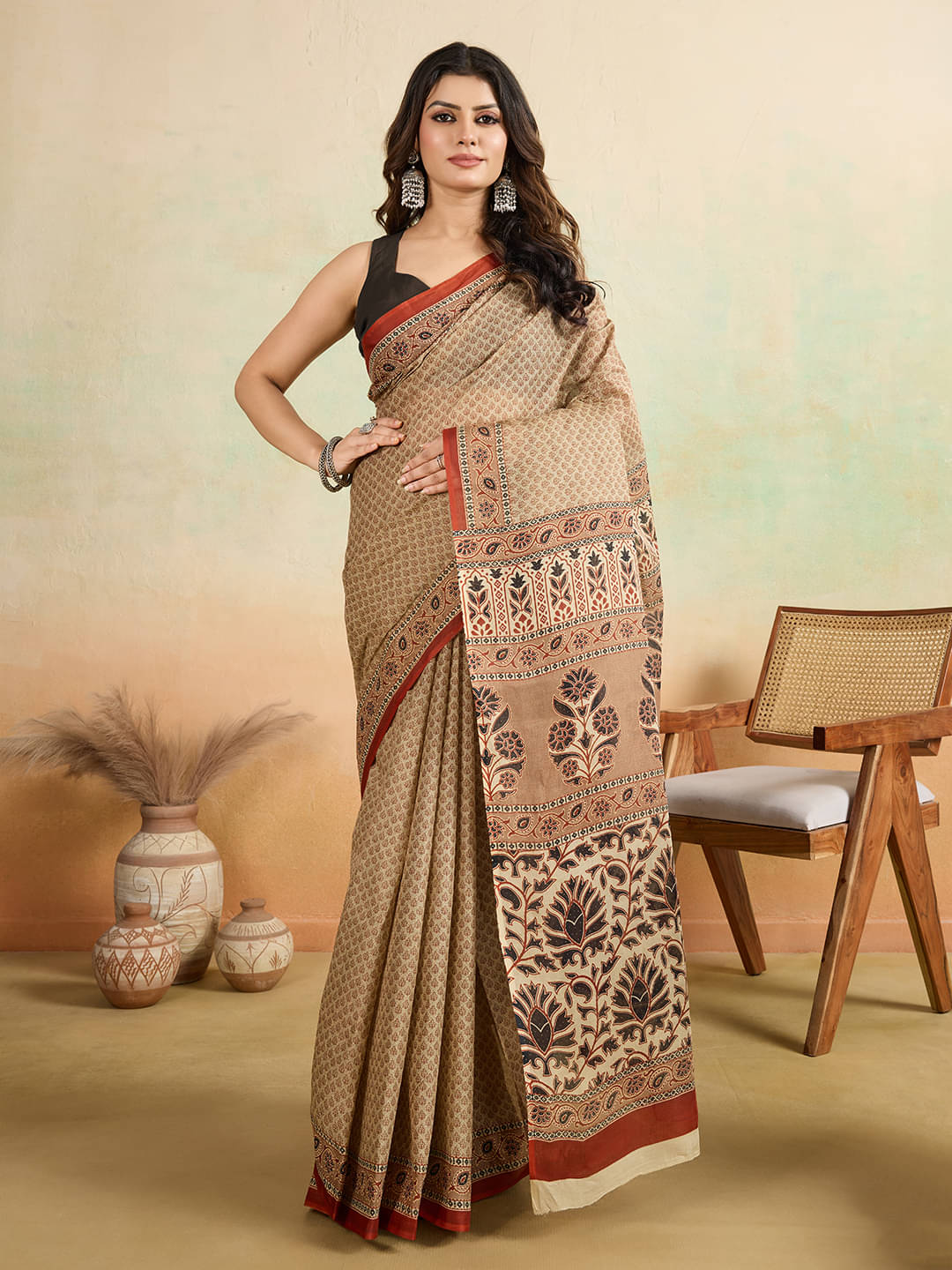 SHANVIKA Cotton Printed Saree Without Blouse Piece ( Brown ) SHANVIKA Cotton Printed Saree Without Blouse Piece ( Brown )
