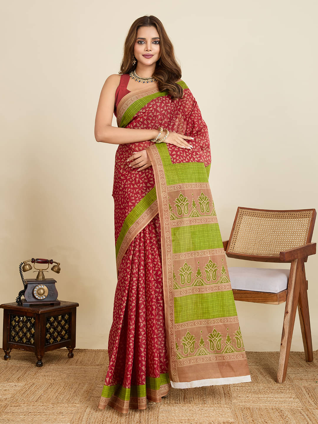     			SHANVIKA Cotton Printed Saree Without Blouse Piece ( Maroon )