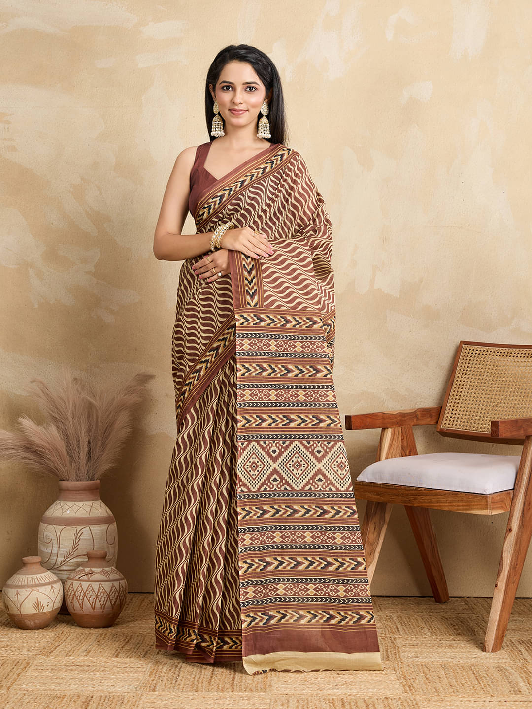     			SHANVIKA Cotton Printed Saree Without Blouse Piece ( Brown )