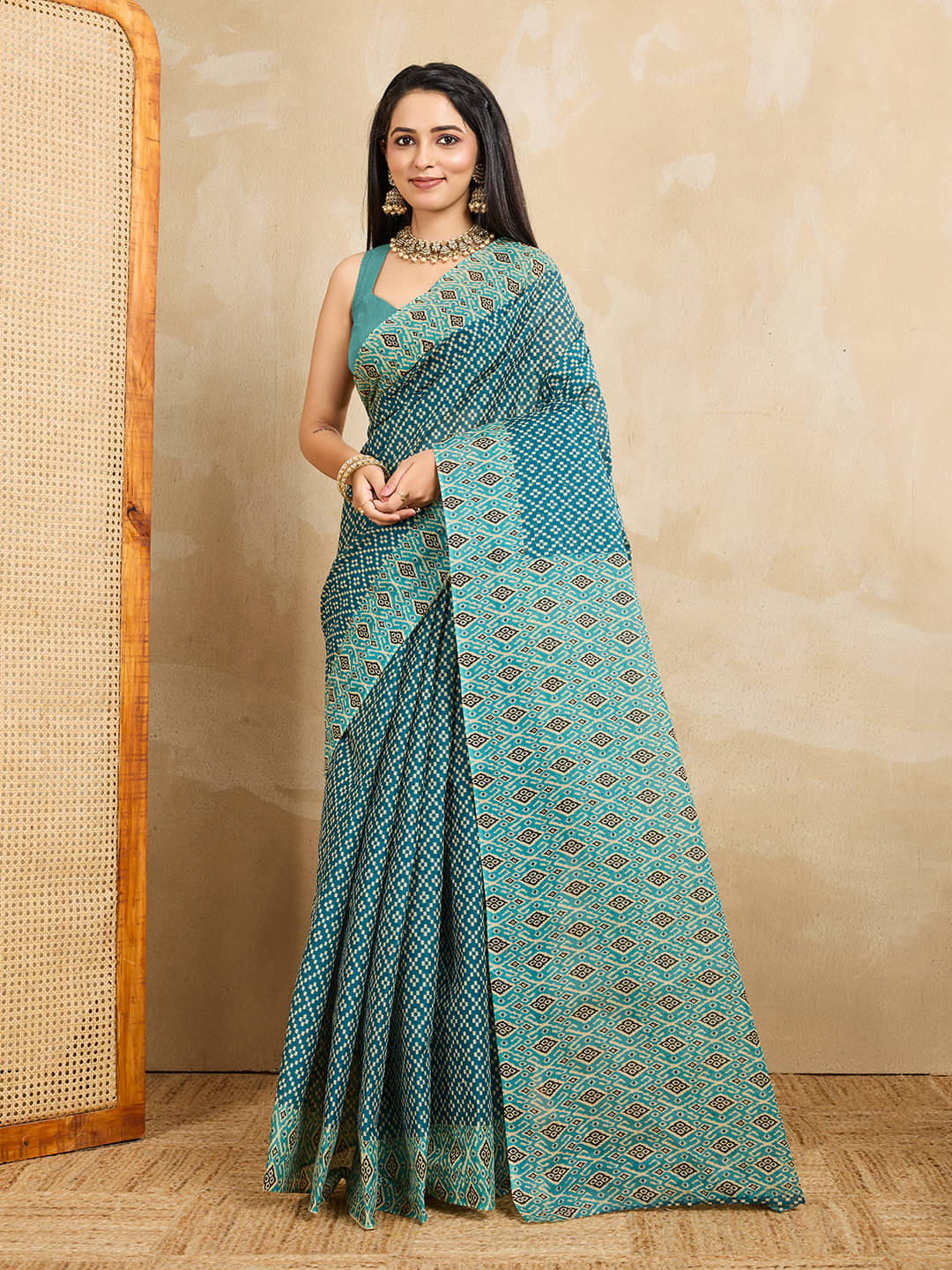 SHANVIKA Cotton Printed Saree Without Blouse Piece ( Teal ) SHANVIKA Cotton Printed Saree Without Blouse Piece ( Teal )