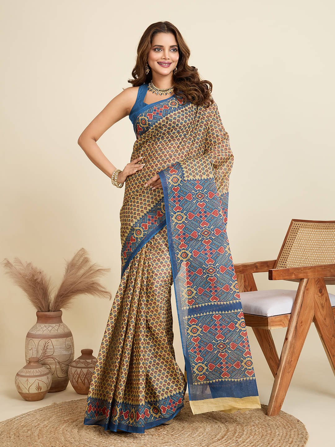 SHANVIKA Cotton Printed Saree Without Blouse Piece ( Beige ) SHANVIKA Cotton Printed Saree Without Blouse Piece ( Beige )