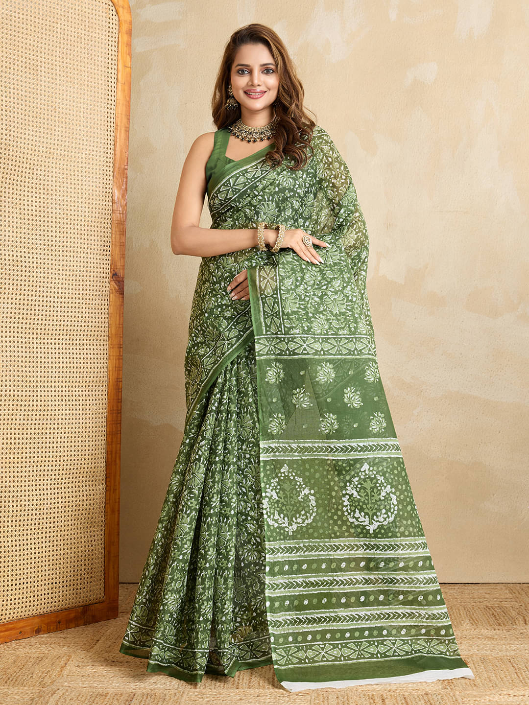 SHANVIKA Cotton Printed Saree Without Blouse Piece ( Green ) SHANVIKA Cotton Printed Saree Without Blouse Piece ( Green )