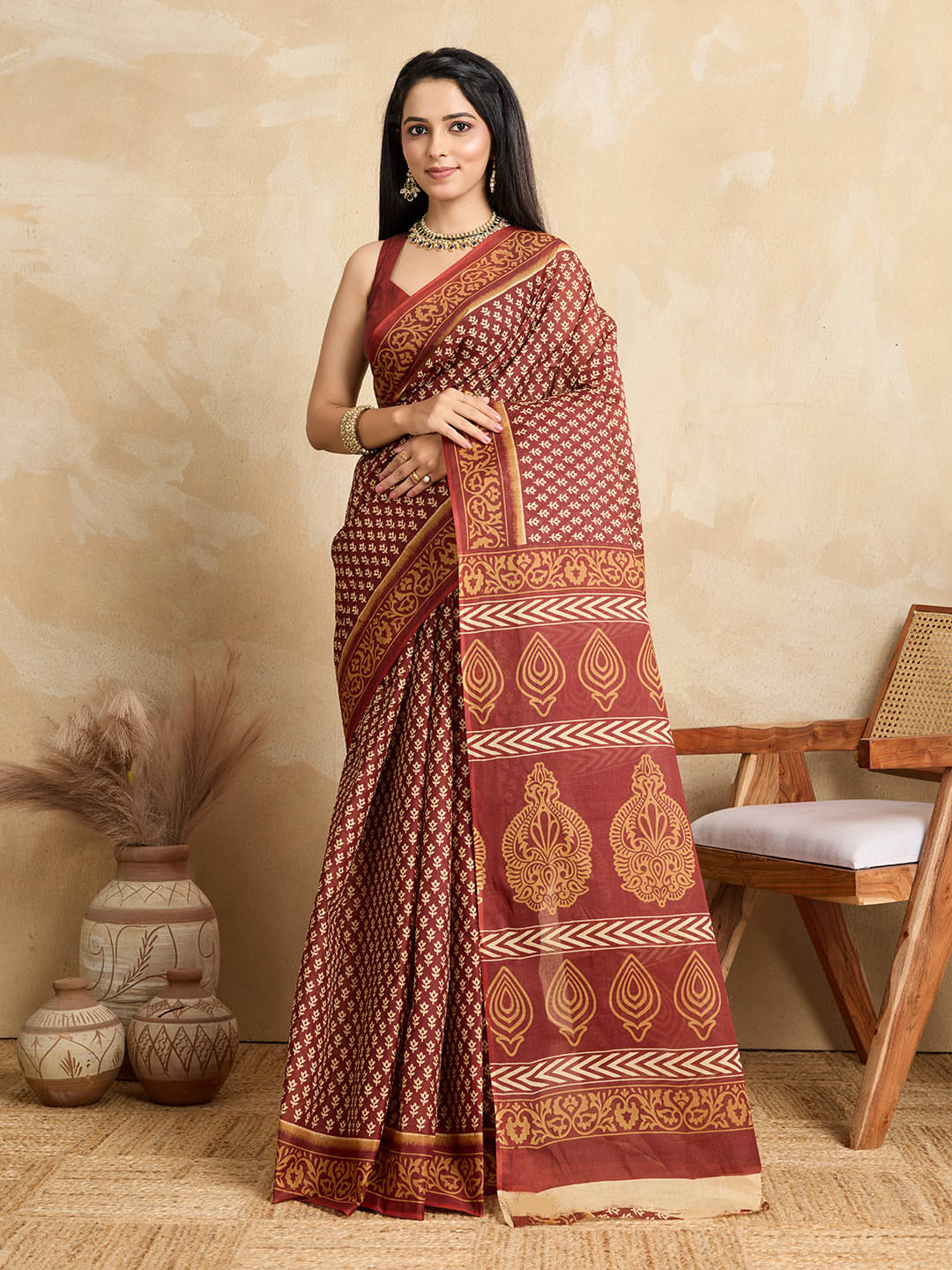     			SHANVIKA Cotton Printed Saree Without Blouse Piece ( Rust )