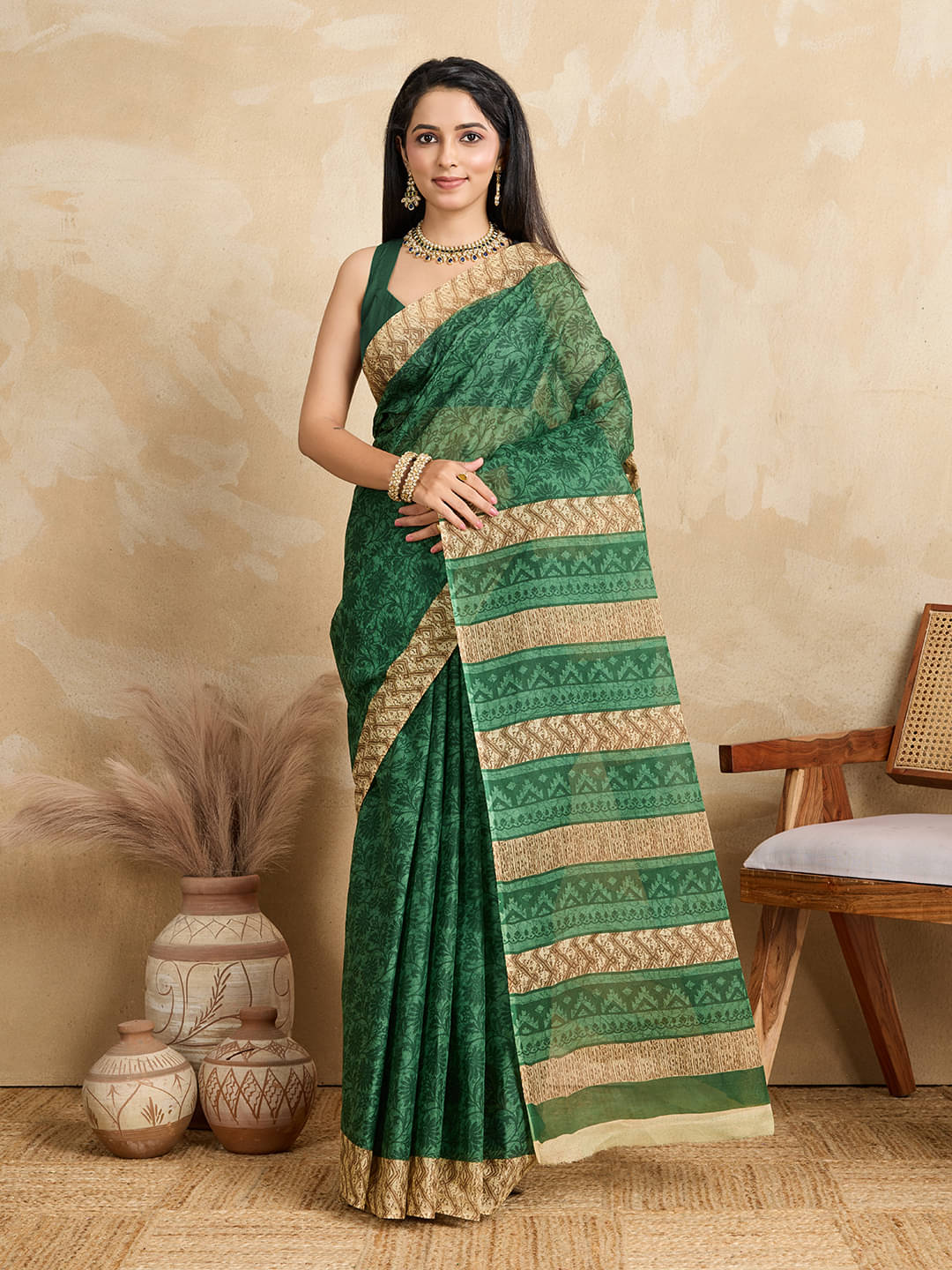 SHANVIKA Cotton Printed Saree Without Blouse Piece ( Green ) SHANVIKA Cotton Printed Saree Without Blouse Piece ( Green )