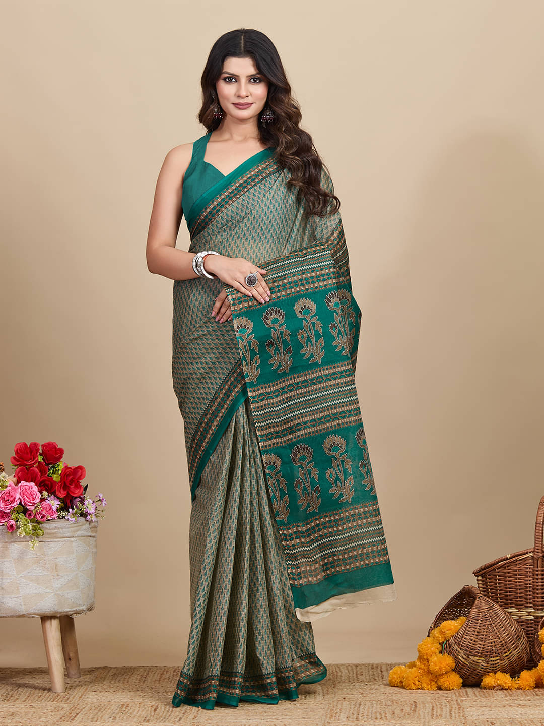 SHANVIKA Cotton Printed Saree Without Blouse Piece ( Brown ) SHANVIKA Cotton Printed Saree Without Blouse Piece ( Brown )