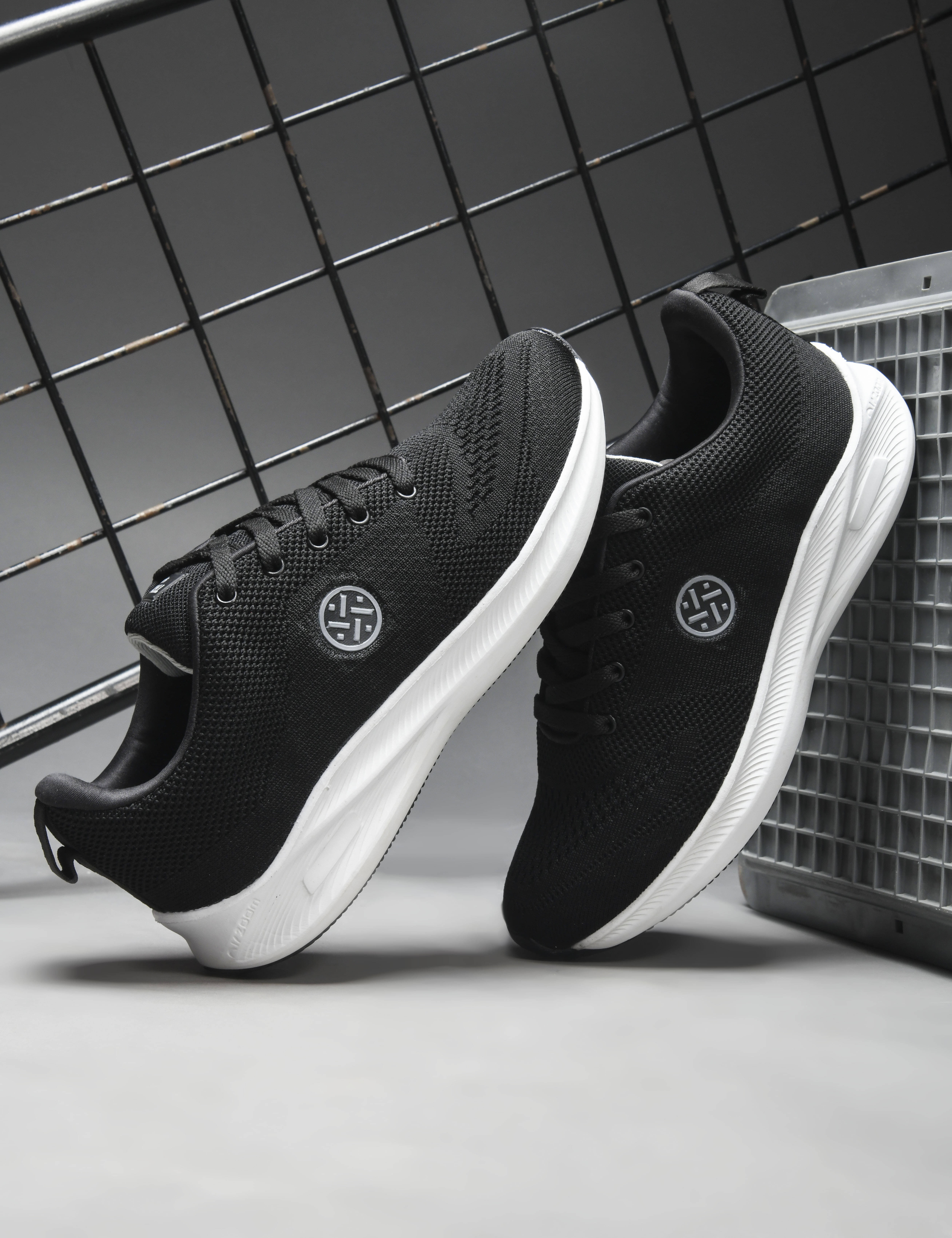     			Trulite NorthX Black Men's Sports Running Shoes