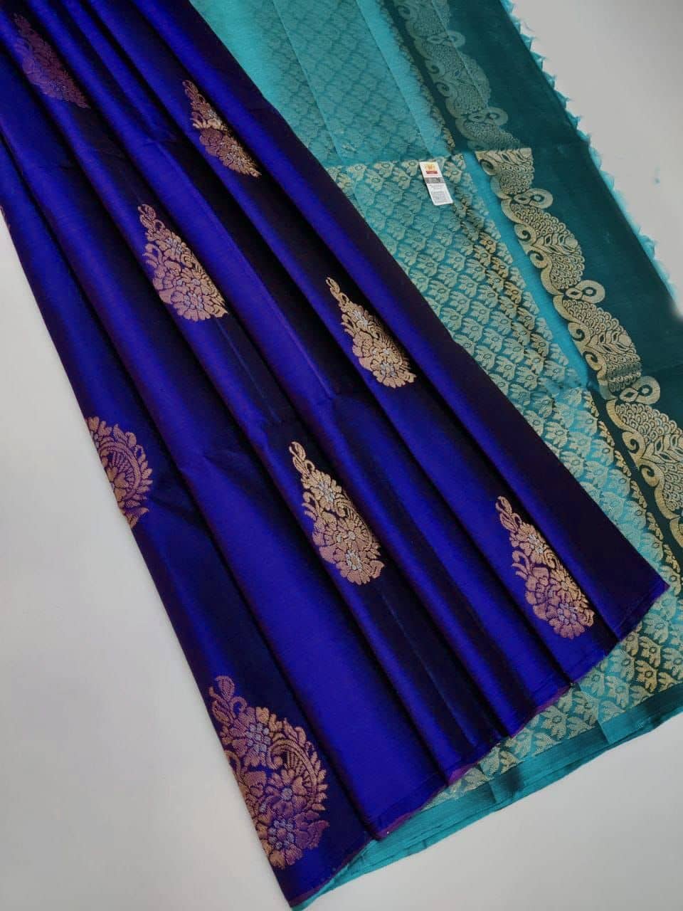 fab woven Art Silk Woven Kanjeevaram Sarees With Unstitched Blouse Piece ( Navy Blue ) - Sarees | Buy online on ZillyBuy