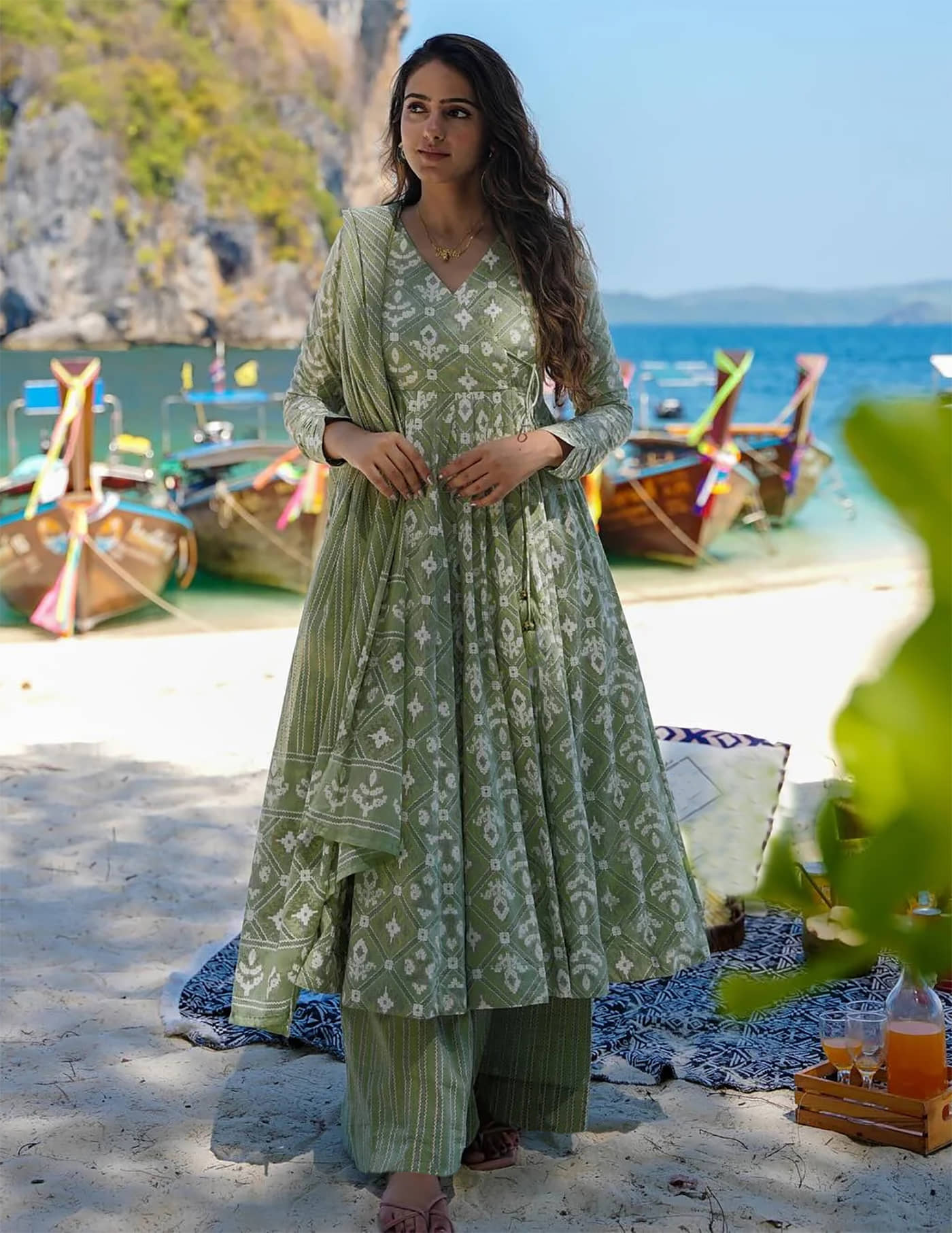 kedar fab Women Rayon Printed Angrakha Kurti With Palazzo ( Mint Green )