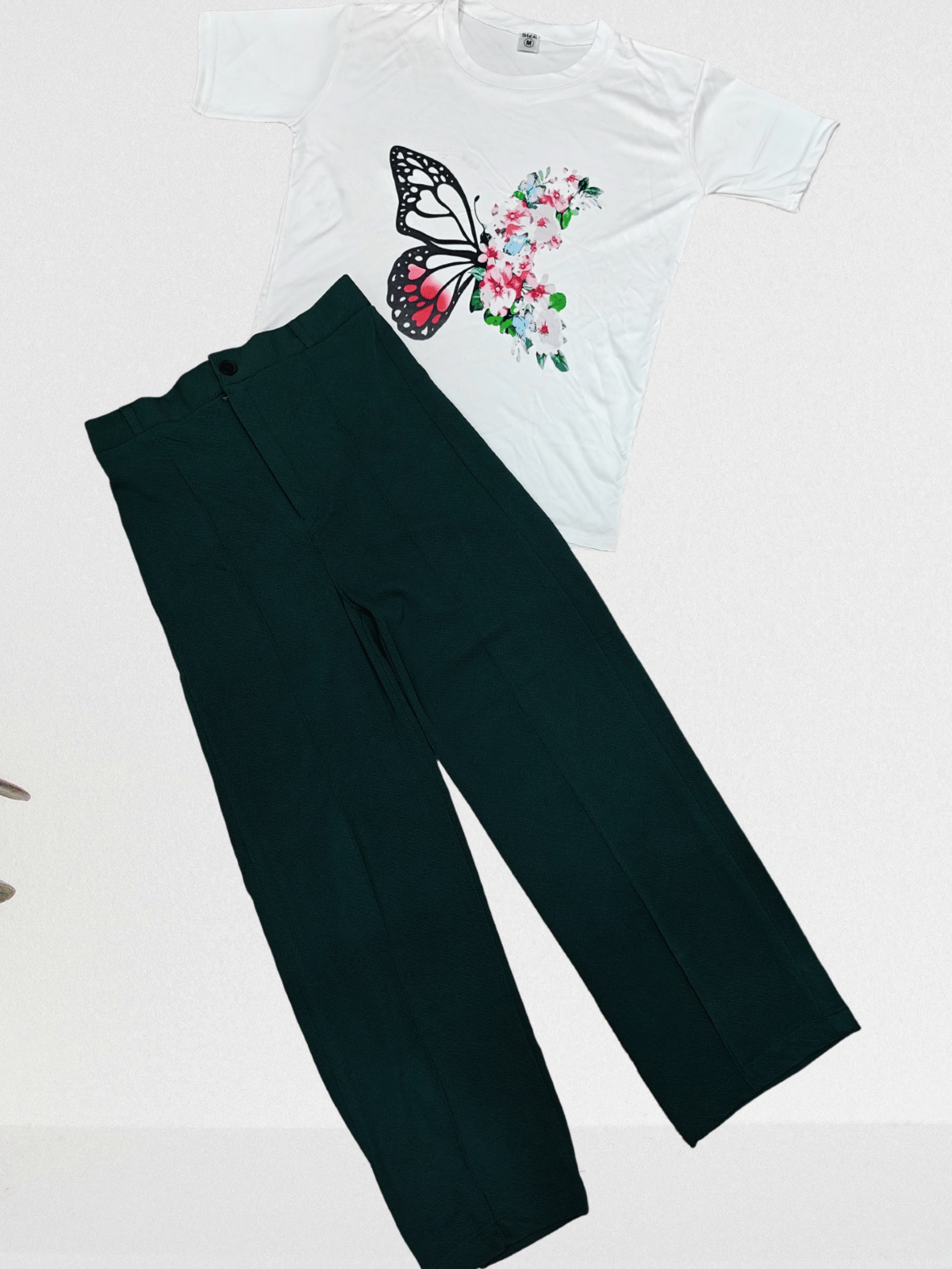 Detly Women Printed T-Shirt With Trousers Co-Ord Set ( Multicolor )     			Detly Women Printed T-Shirt With Trousers Co-Ord Set ( Multicolor )