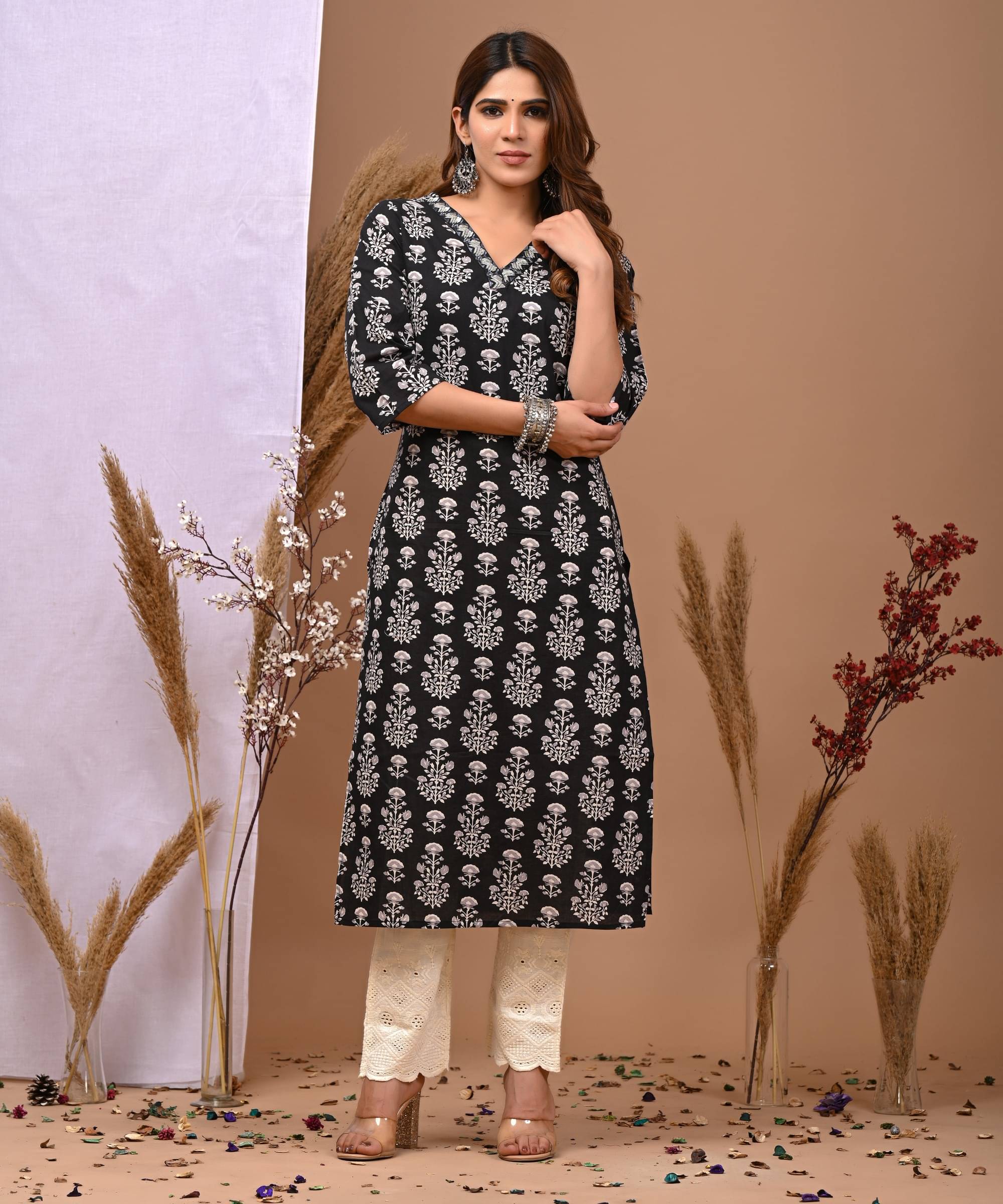 Rimeline Fashion Women Cotton Printed A-Line Kurti ( Black ) Rimeline Fashion Women Cotton Printed A-Line Kurti ( Black )