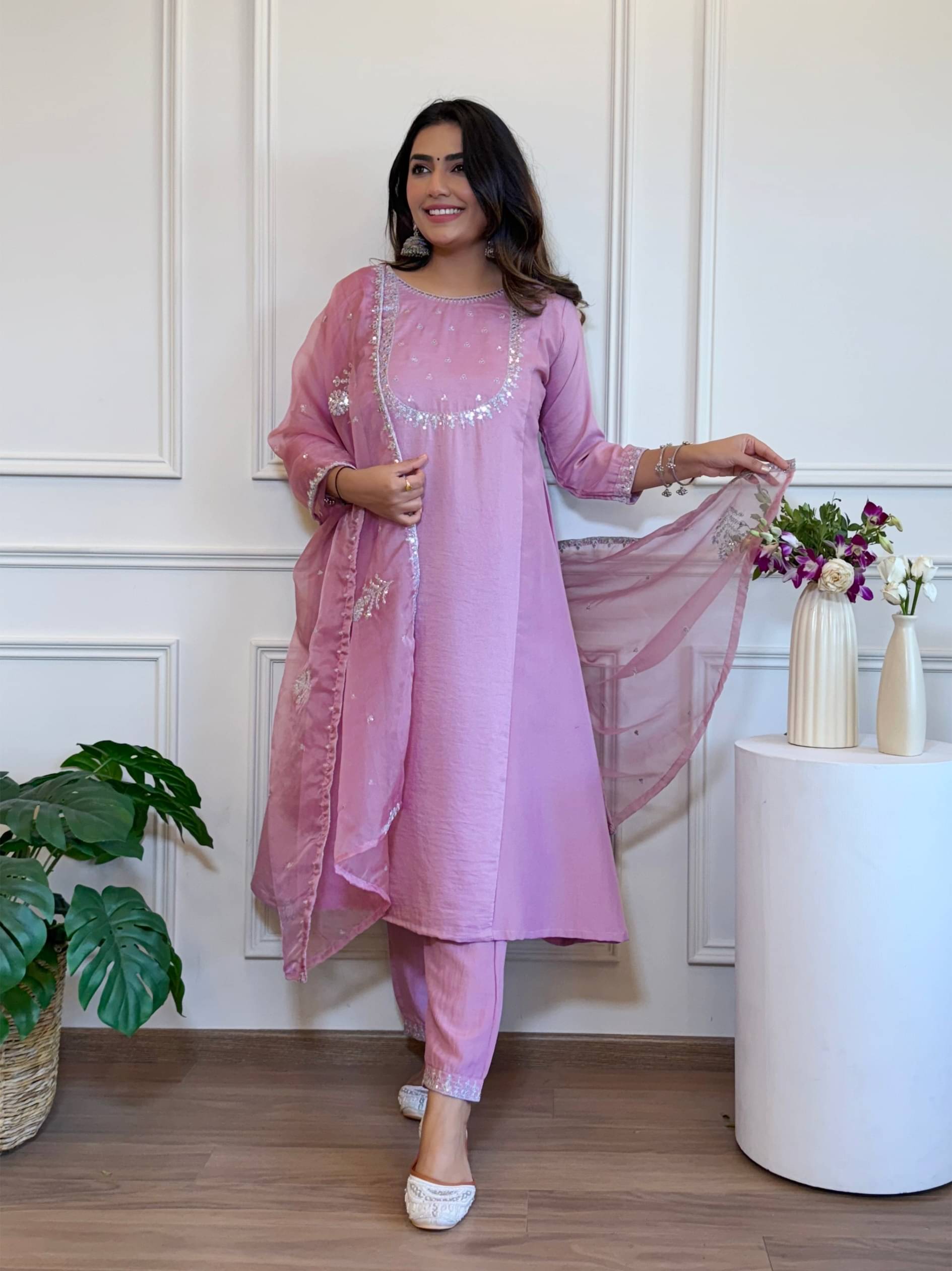     			ARISEN Store Women Silk Blend Embroidered A-line Kurti With Pants ( Pink )