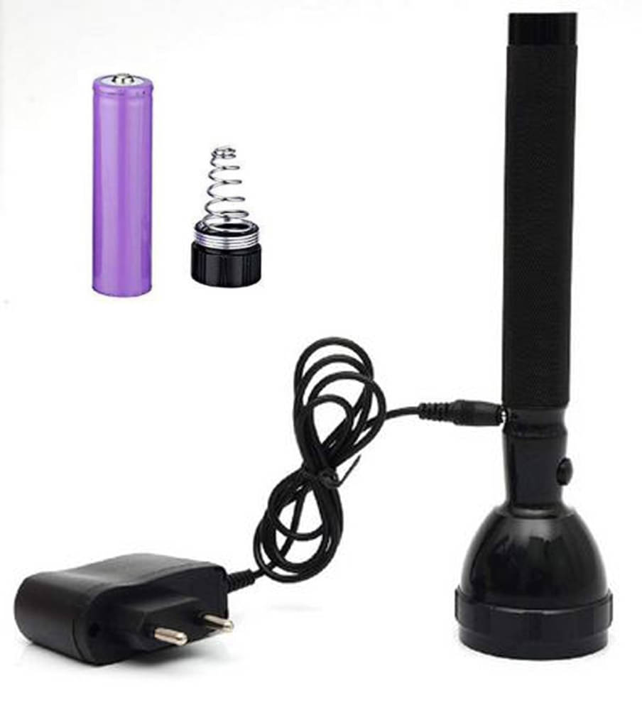     			CRS - 3W Rechargeable Flashlight Torch ( Pack of 1 )