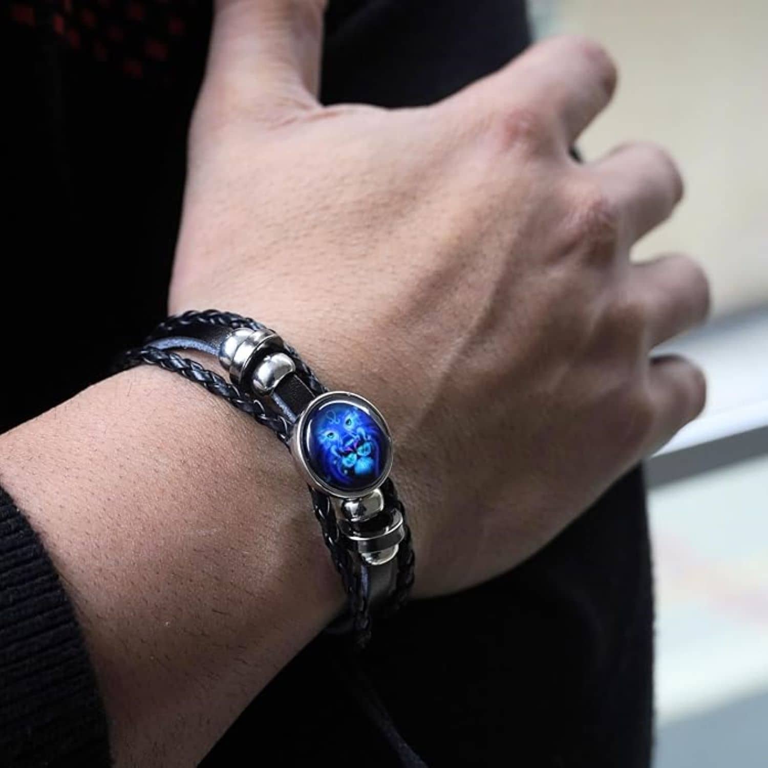 Fadiso Fashion Black Charm Bracelet ( Pack of 1 ) - Bangles & Bracelets | Buy online on ZillyBuy