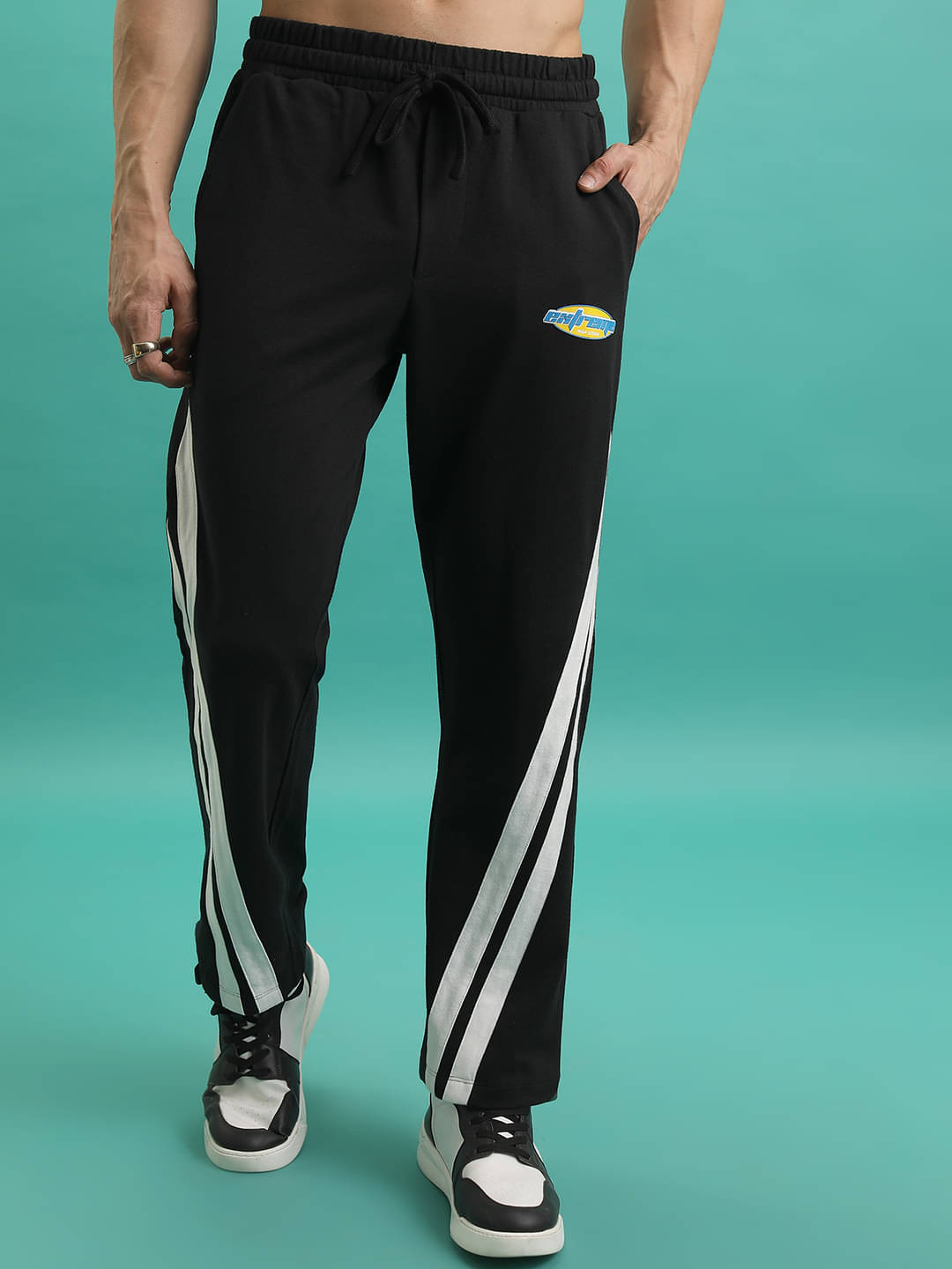     			Highlander Black Polyester Men's Trackpants ( Pack of 1 )