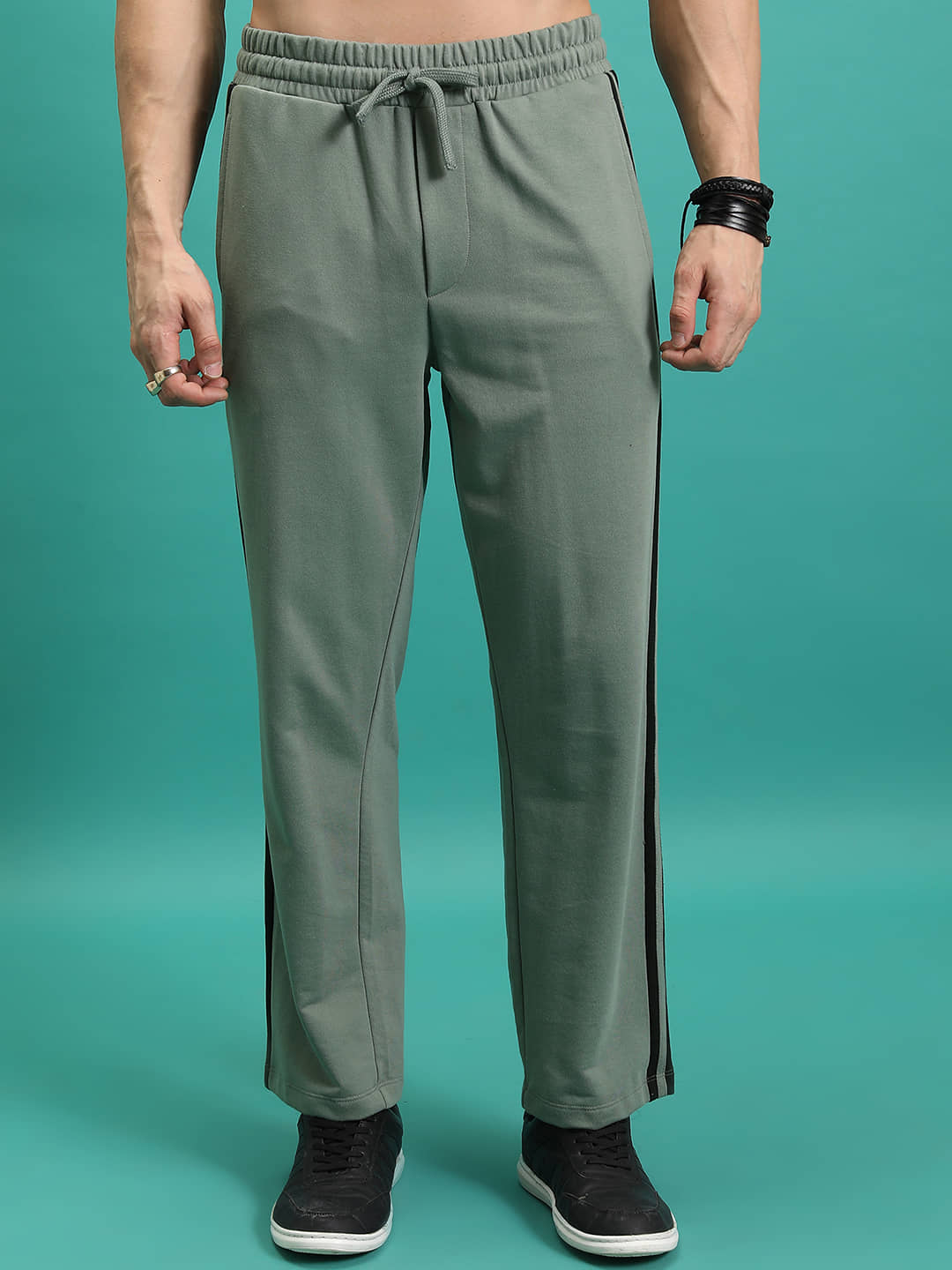 Highlander Green Polyester Men's Trackpants ( Pack of 1 ) - Track Pants | Buy online on ZillyBuy