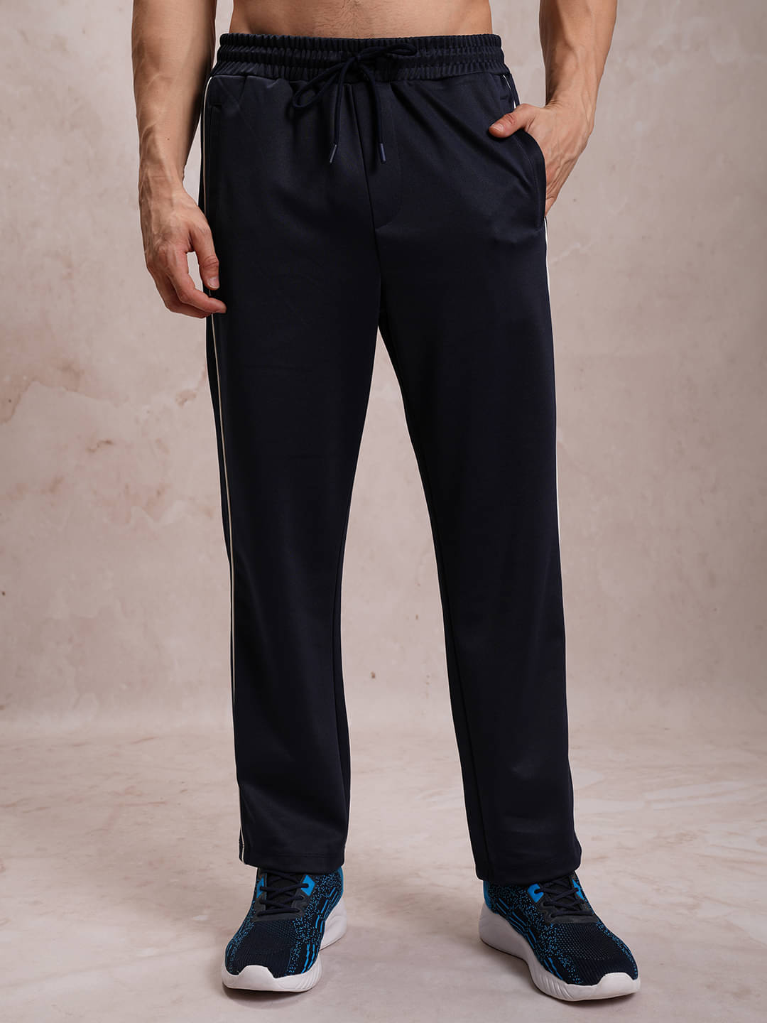 Highlander Navy Polyester Blend Men's Trackpants ( Pack of 1 ) Highlander Navy Polyester Blend Men's Trackpants ( Pack of 1 )