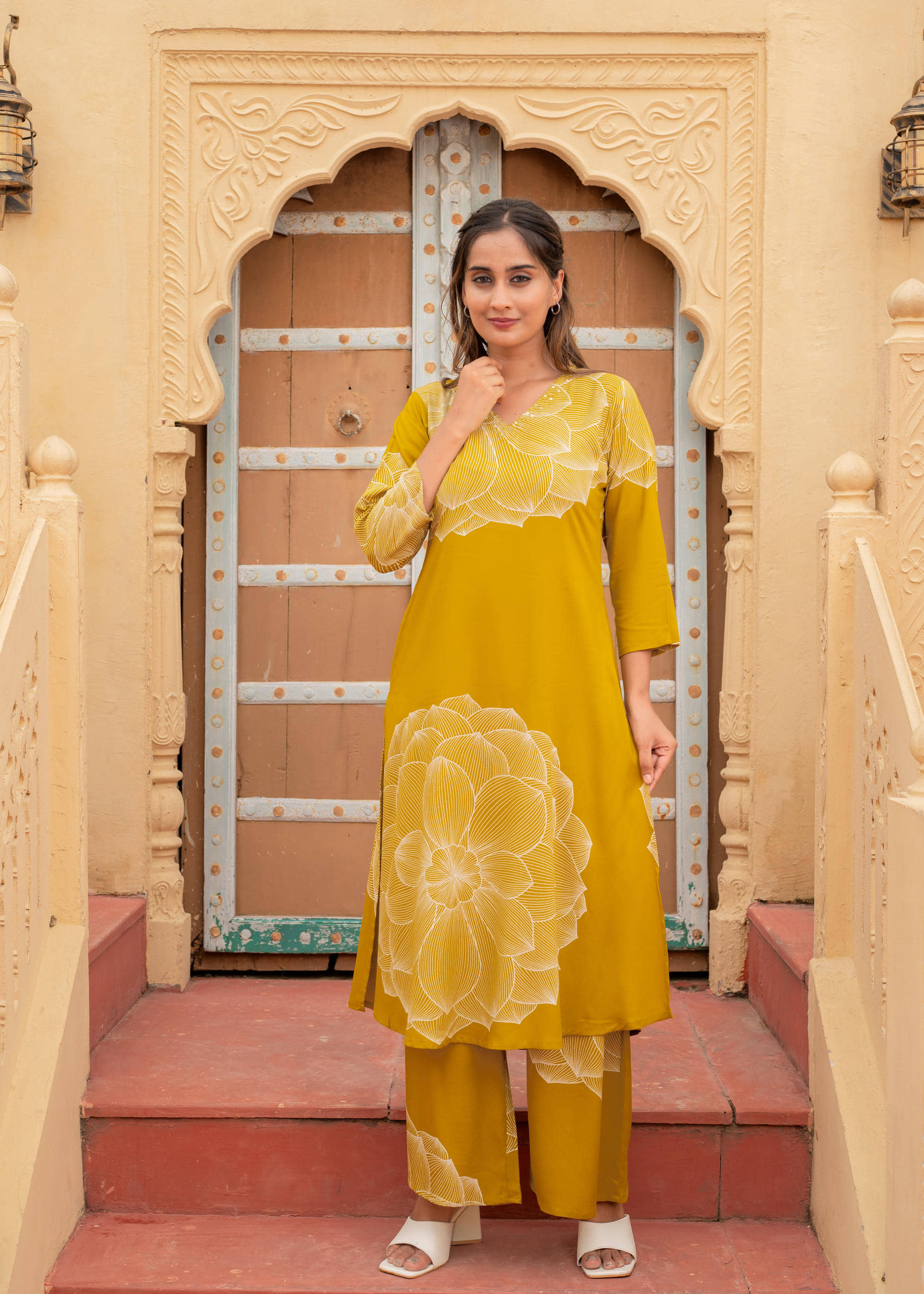 Juniper Women Viscose Printed Straight Kurti With Pants ( Mustard )