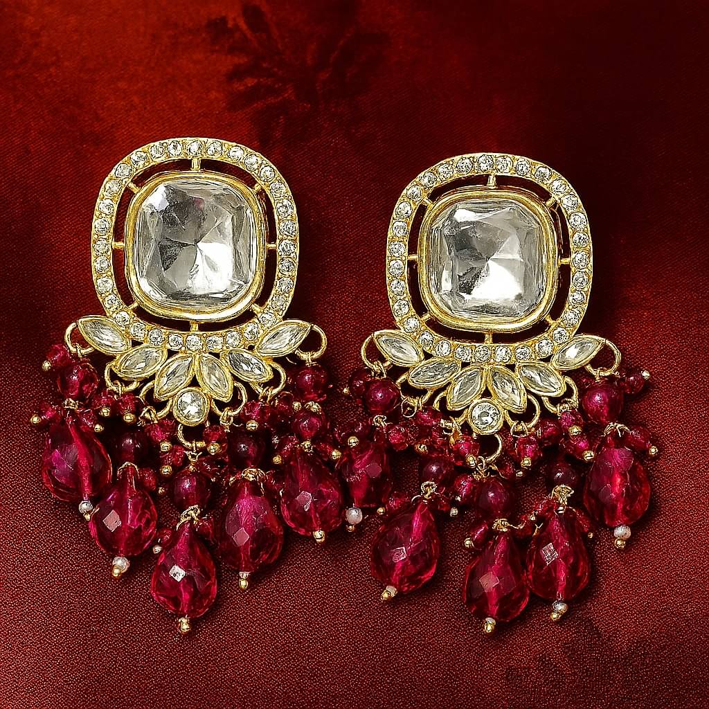     			Padmavati Bangles Magenta Chandelier Earrings ( Pack of 1 )
