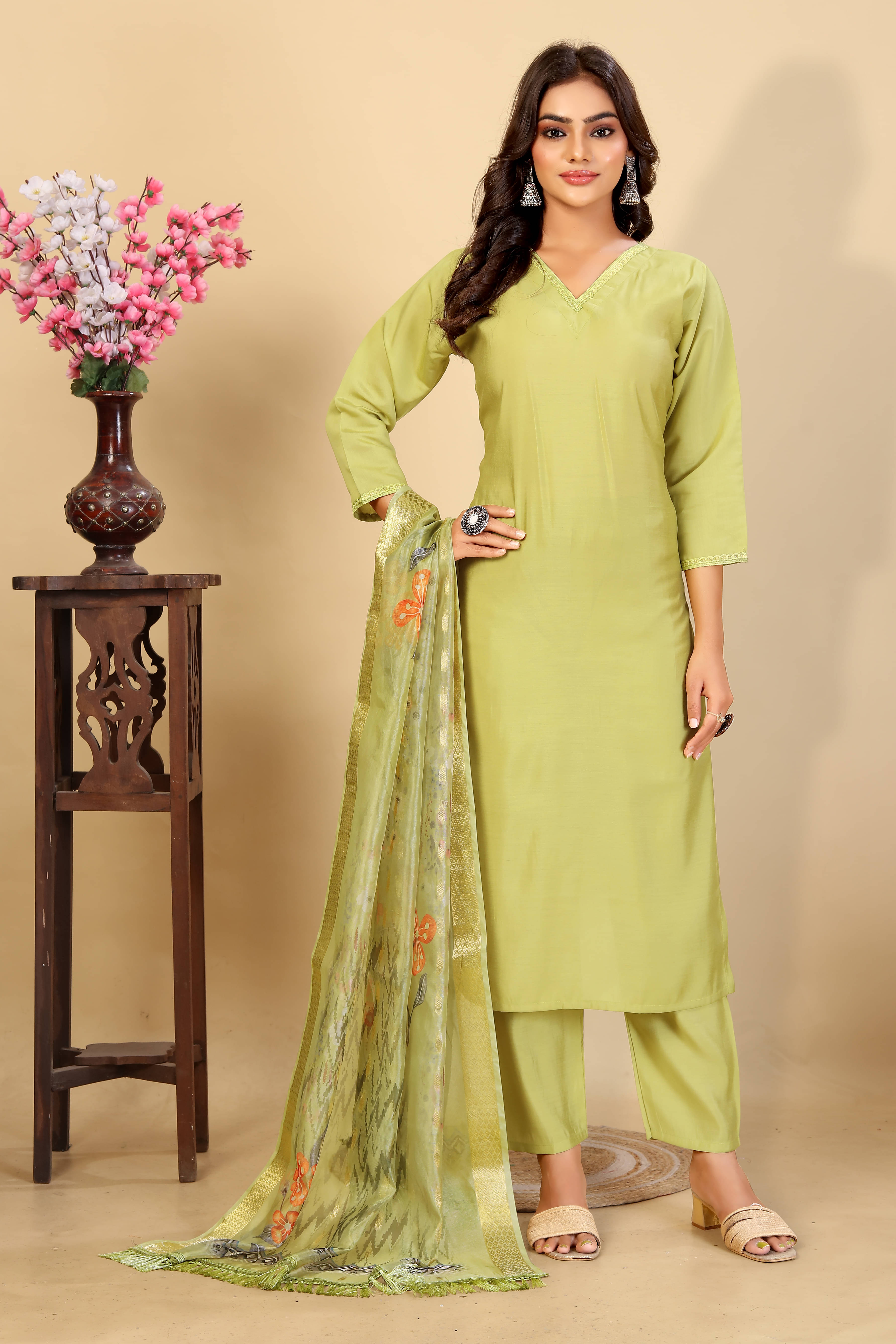     			Sanwariya Silks Women Rayon Solid Straight Kurti With Pants ( Light Green )