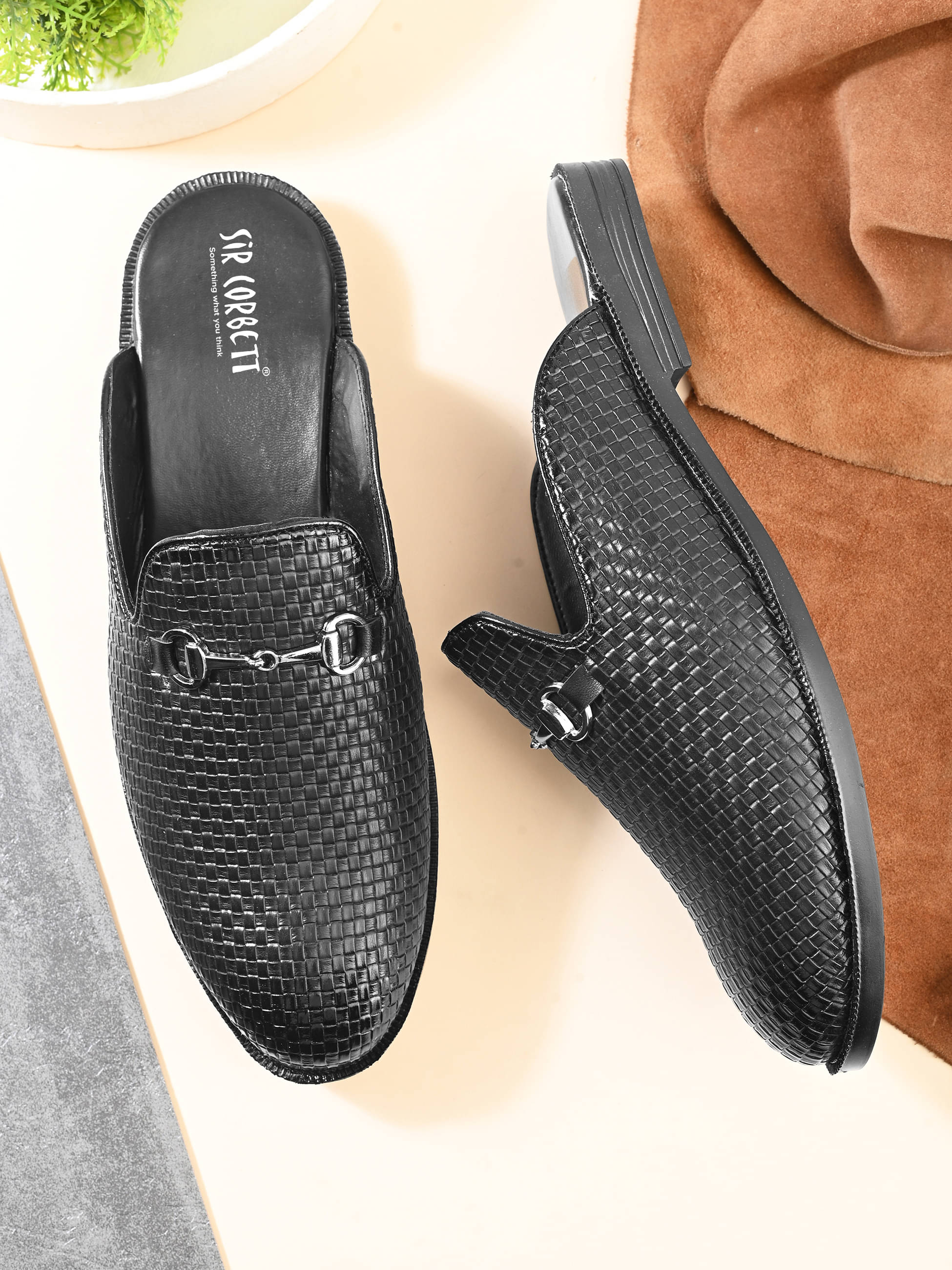     			Sir Corbett Black Men's Mule