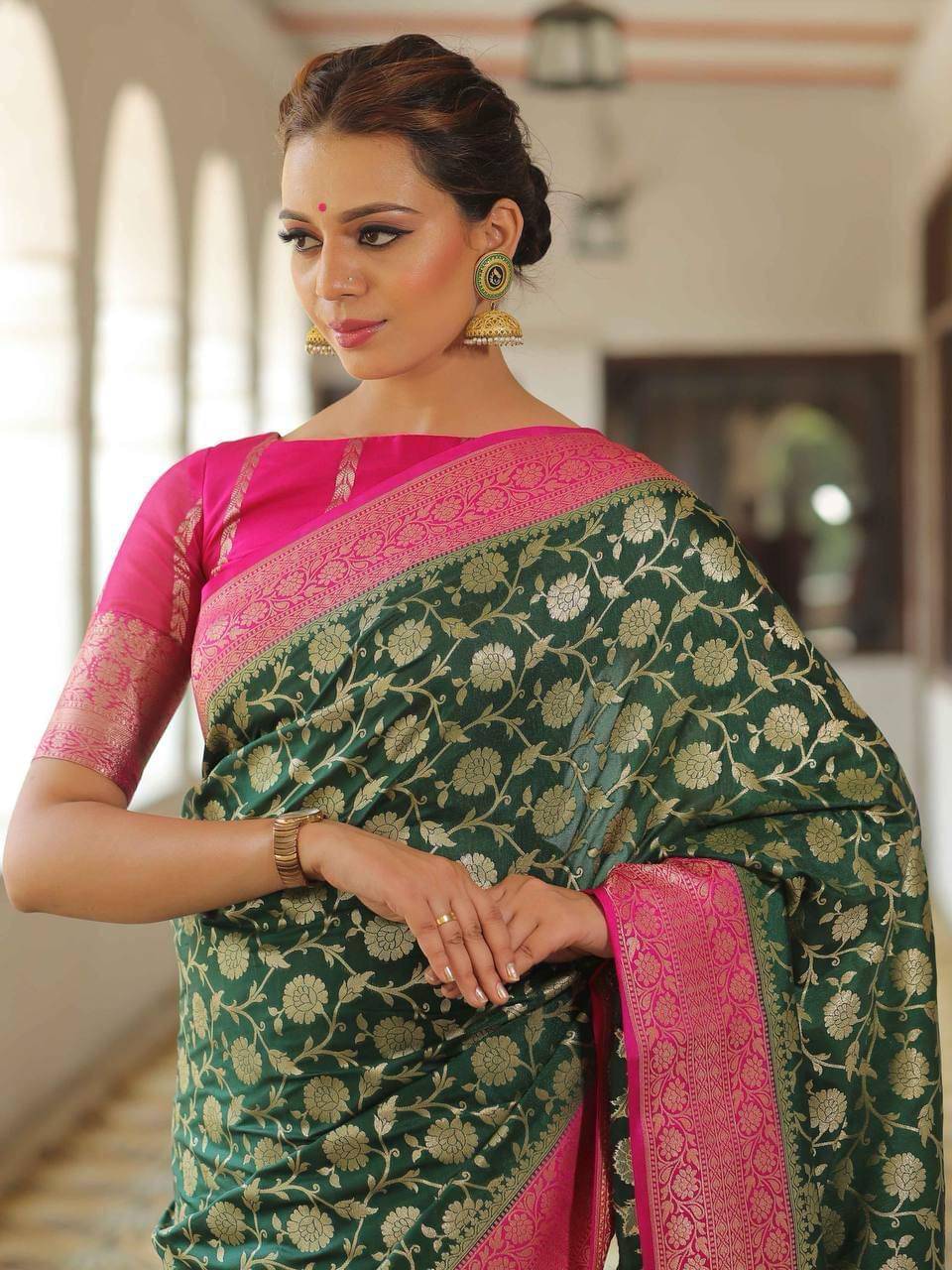 fab woven Art Silk Woven Kanjeevaram Sarees With Unstitched Blouse Piece ( Green )     			fab woven Art Silk Woven Kanjeevaram Sarees With Unstitched Blouse Piece ( Green )