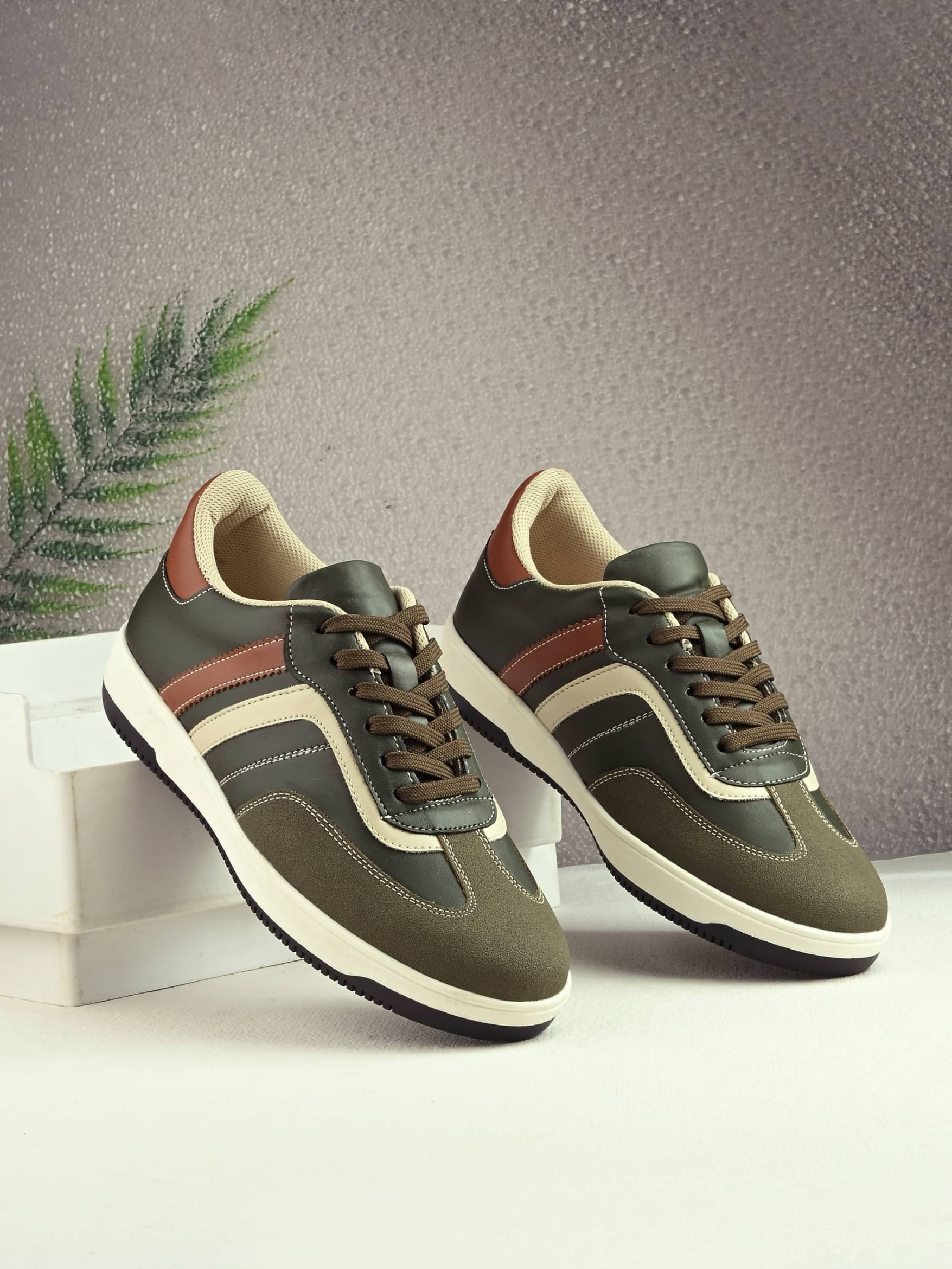     			Afrojack Green Men's Sneakers