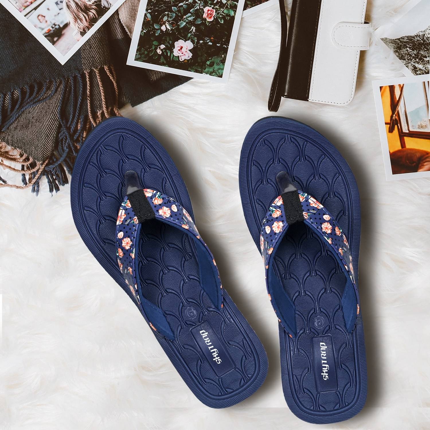     			Feens Blue Women's Daily Slipper